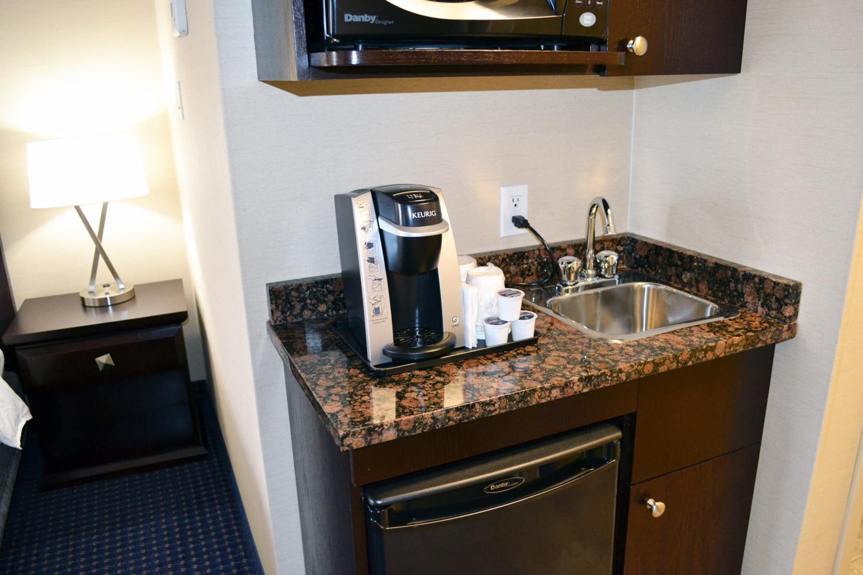 Edson Vacations - Holiday Inn Express Hotel Suites Edson, an IHG Hotel - Property Image 19