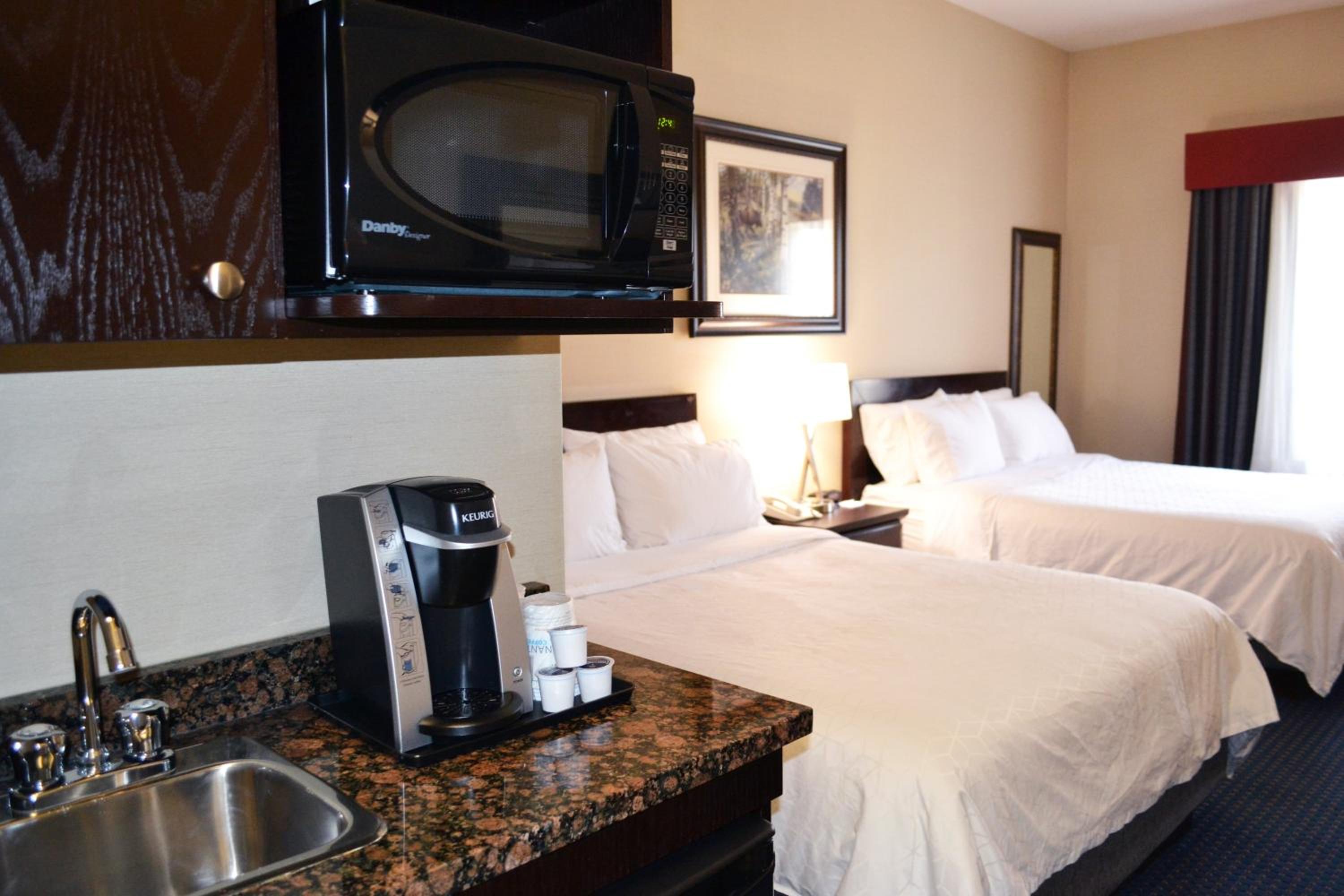 Edson Vacations - Holiday Inn Express Hotel Suites Edson, an IHG Hotel - Property Image 20