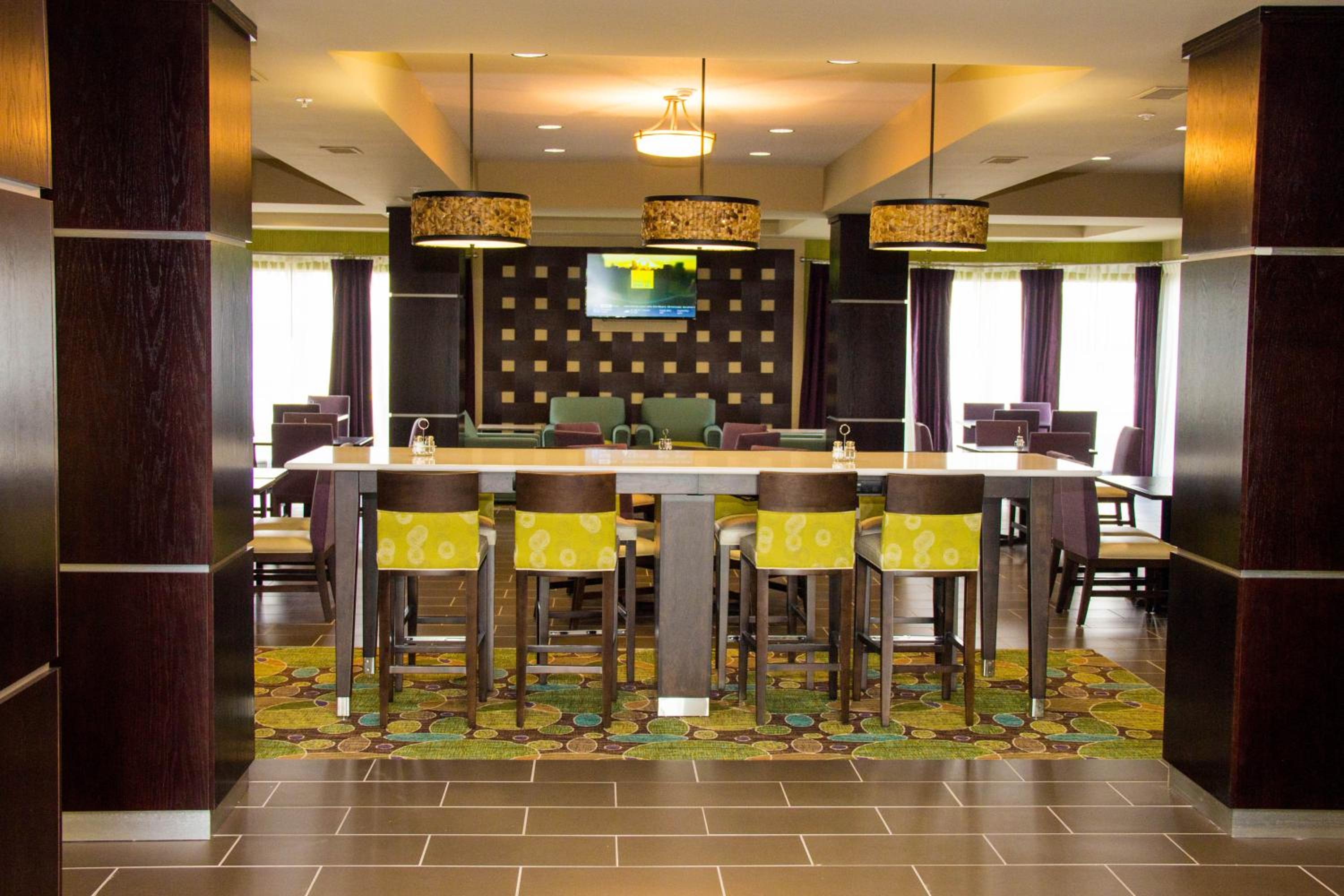 Sikeston Vacations - Holiday Inn Express and Suites Sikeston, an IHG Hotel - Property Image 12