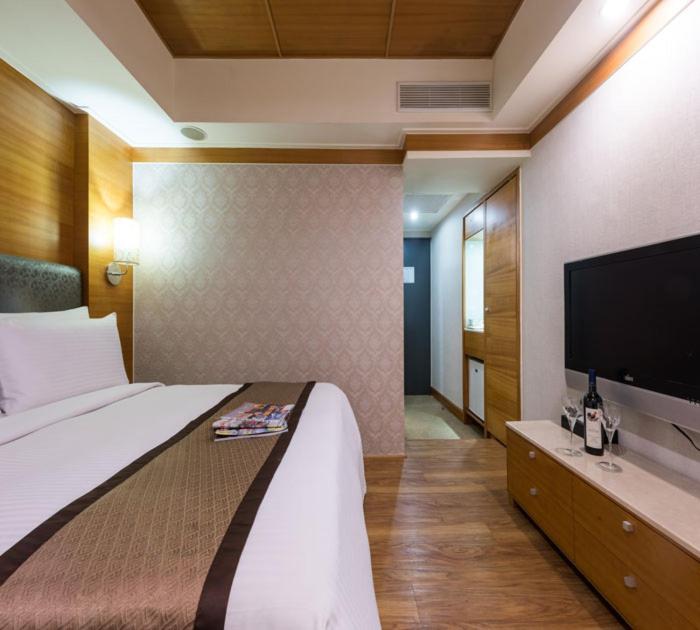 Forward Suites Ⅰ