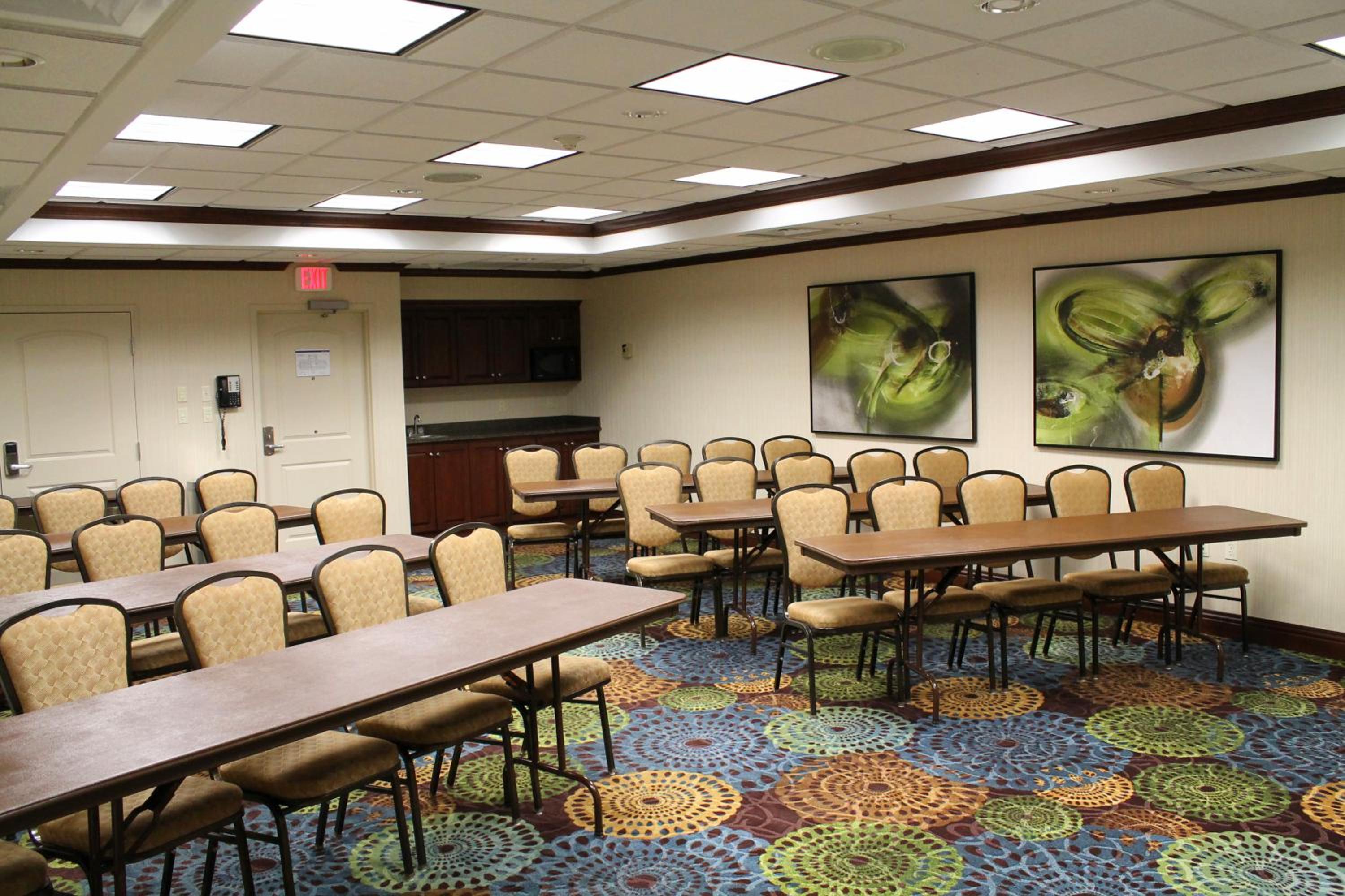 Cape Girardeau Vacations - Holiday Inn Express Hotel  Suites Cape Girardeau I-55, an IHG Hotel - Property Image 7