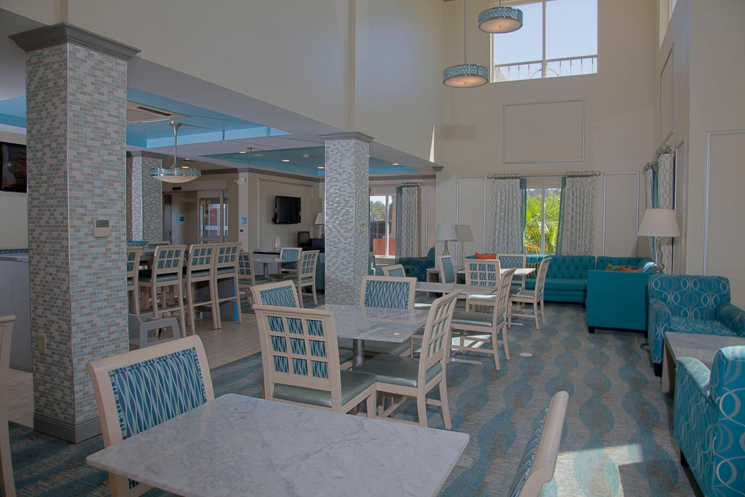 McComb Vacations - Holiday Inn Express  Suites Brookhaven, an IHG Hotel - Property Image 4