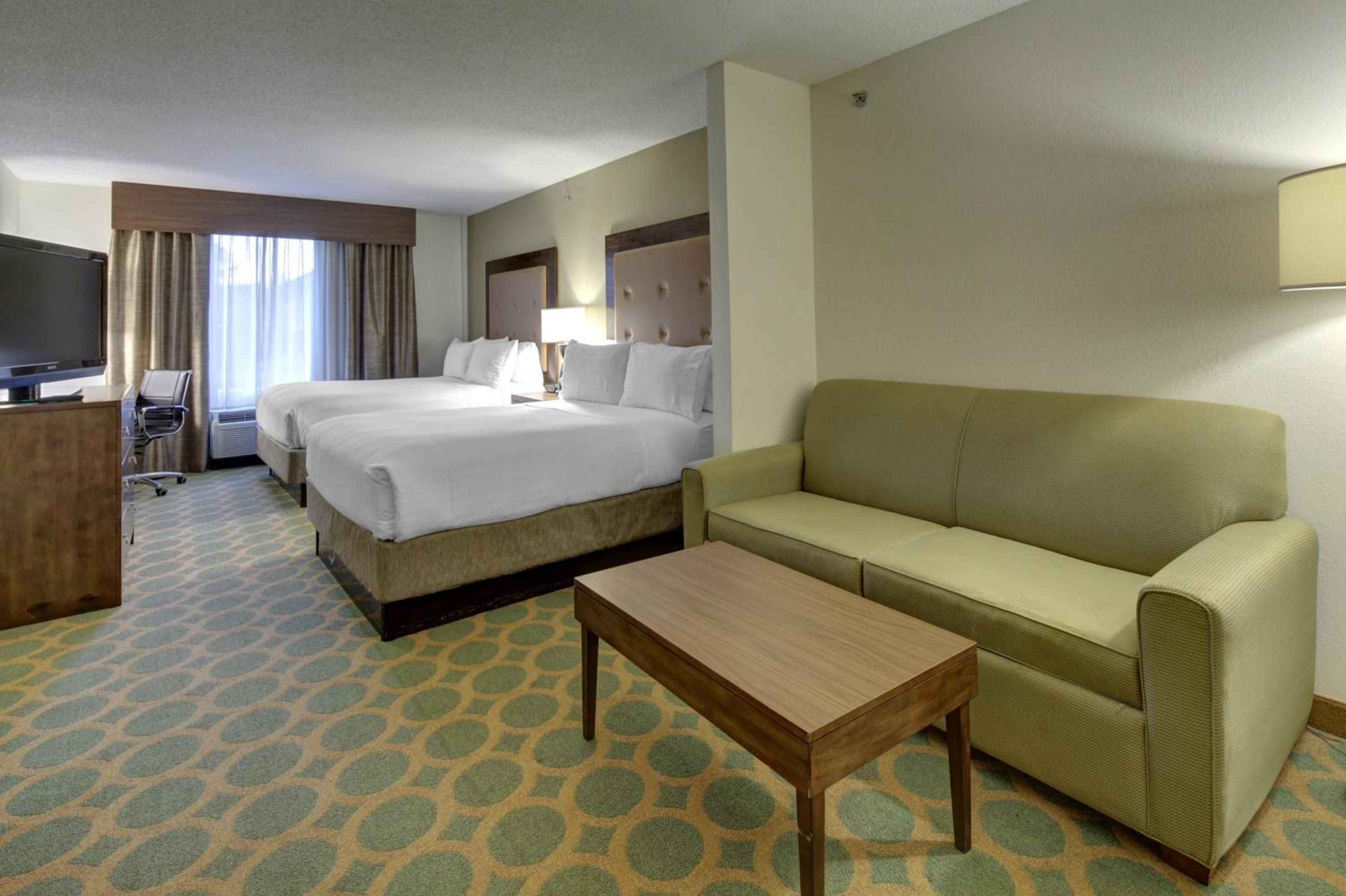 Emporia Vacations - Holiday Inn Express Hotel  Suites Emporia, an IHG Hotel - Property Image 35
