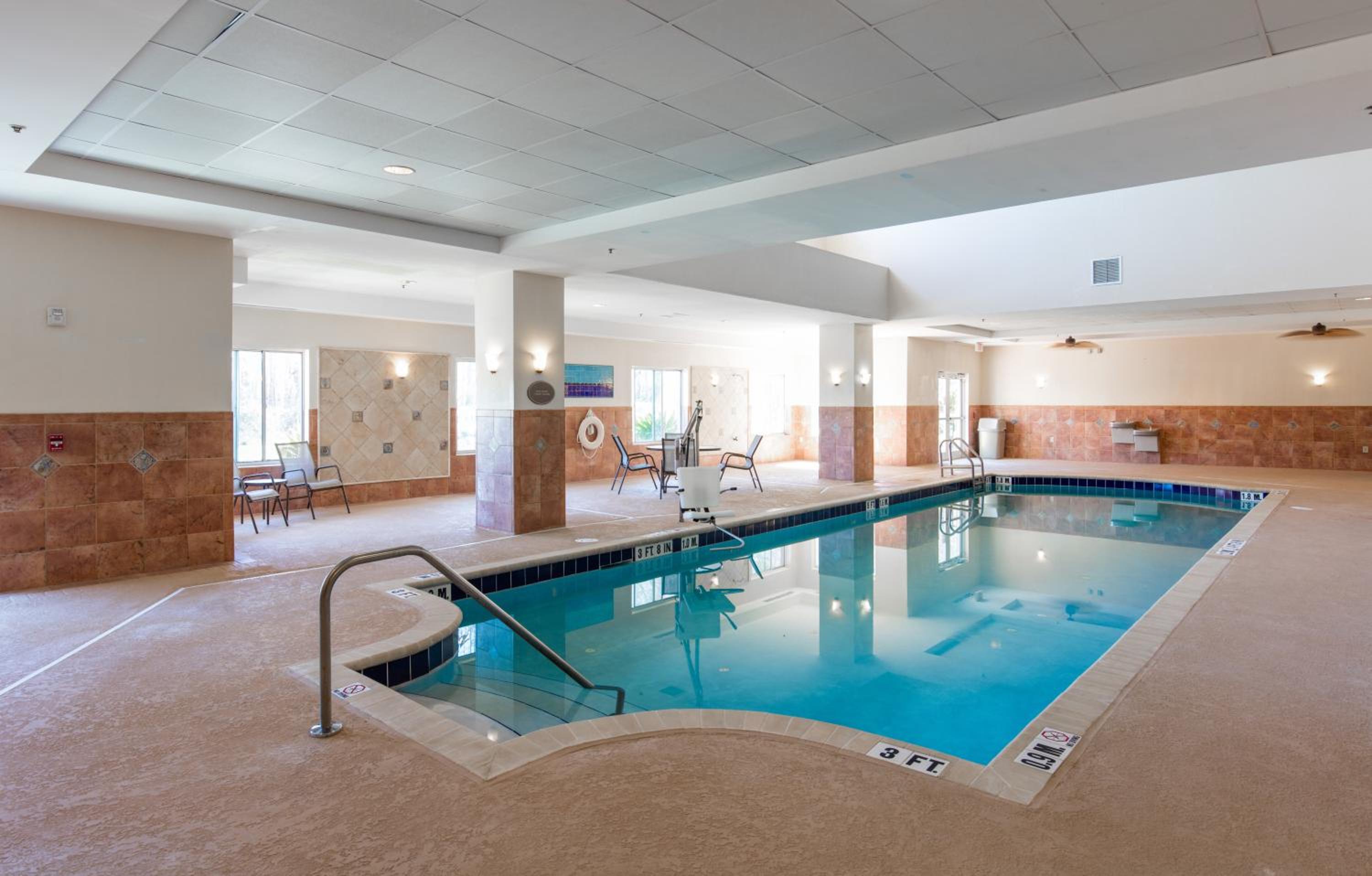 Lake City Vacations - Holiday Inn Hotel  Suites Lake City, an IHG Hotel - Property Image 2