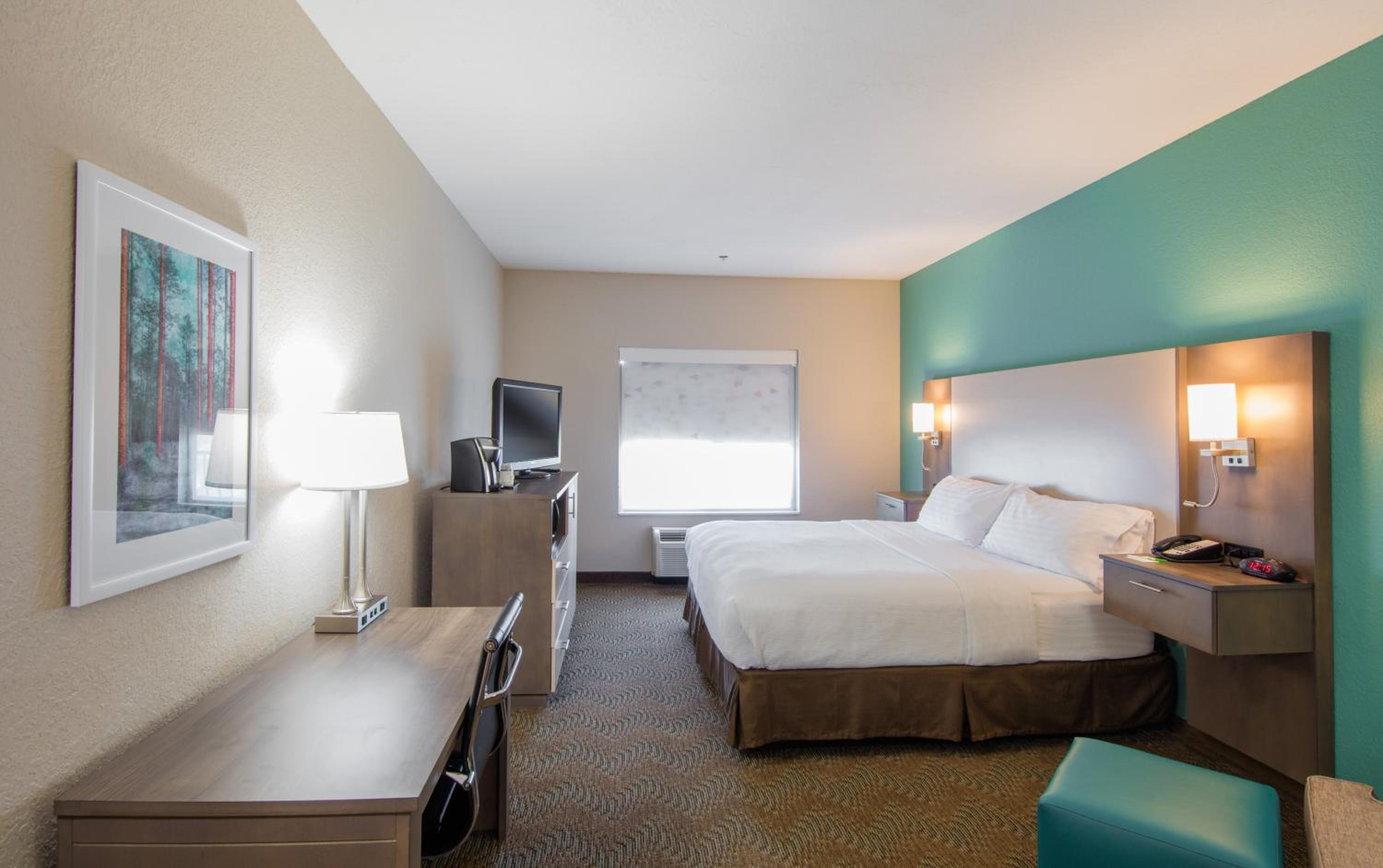 Lake City Vacations - Holiday Inn Hotel  Suites Lake City, an IHG Hotel - Property Image 3