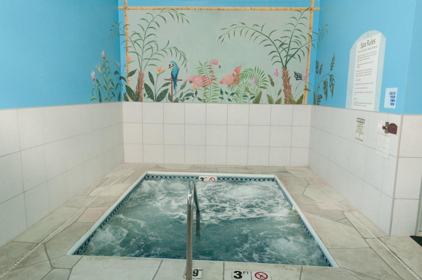 Bloomington Vacations - Holiday Inn Express Hotel  Suites Bloomington-Normal University Area, an IHG Hotel - Property Image 15