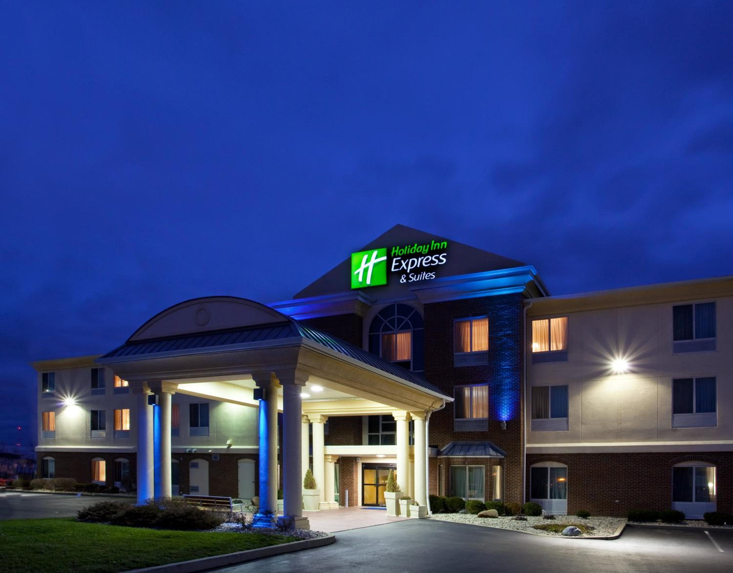 Hotel Holiday Inn Express & Suites Cincinnati-blue Ash By Ihg