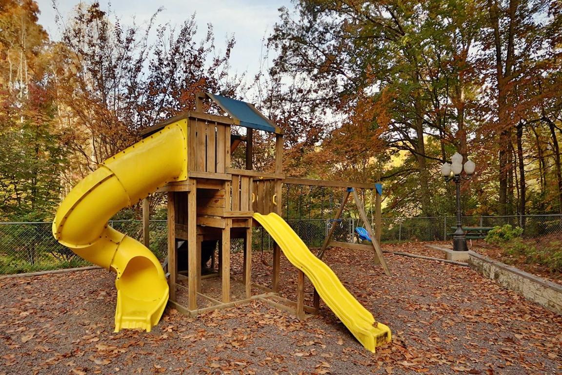 Convenience Condo for Mountain Retreat view 2