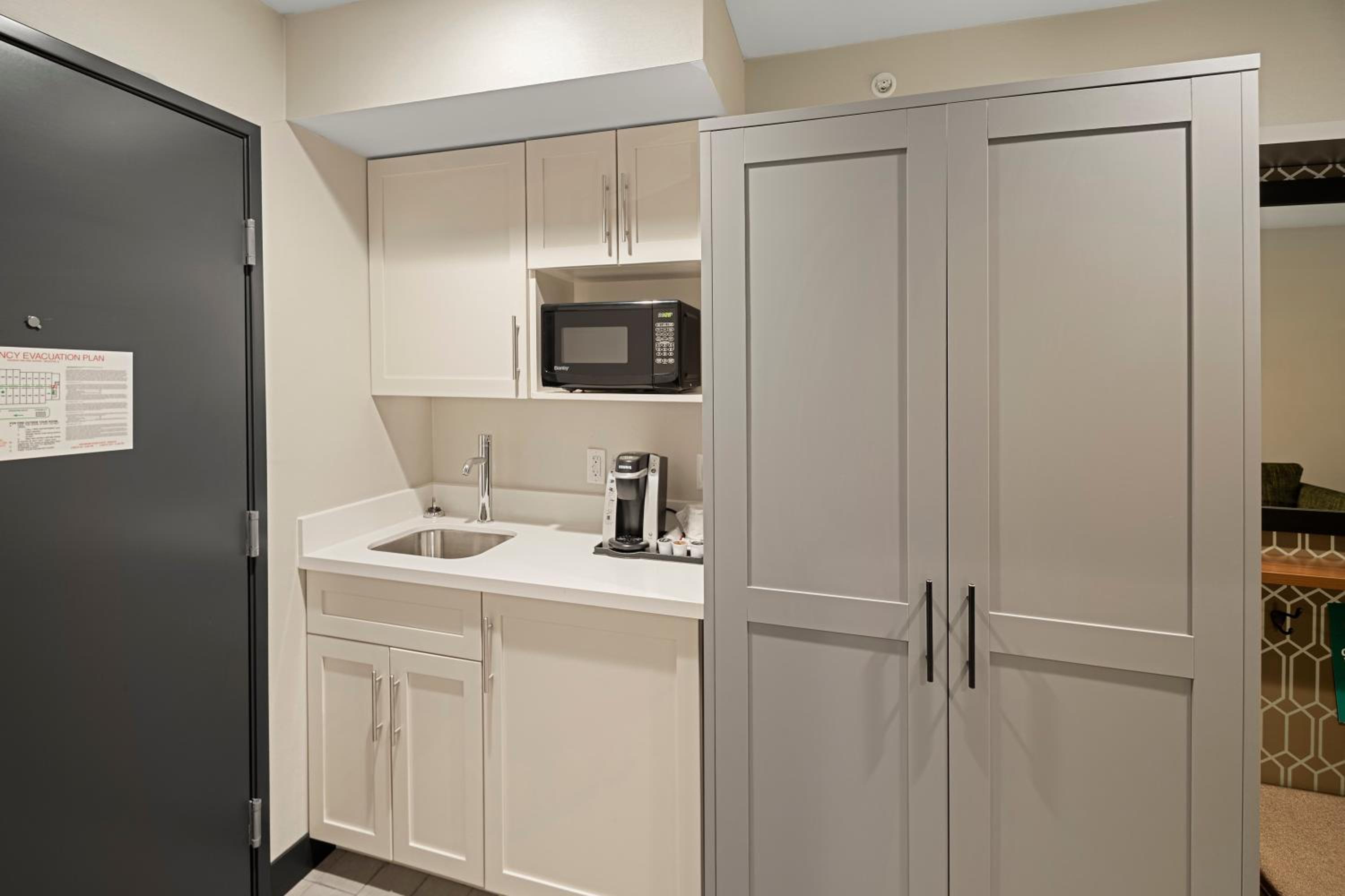 Decatur Vacations - Holiday Inn  Suites Decatur-Forsyth, an IHG Hotel - Property Image 6