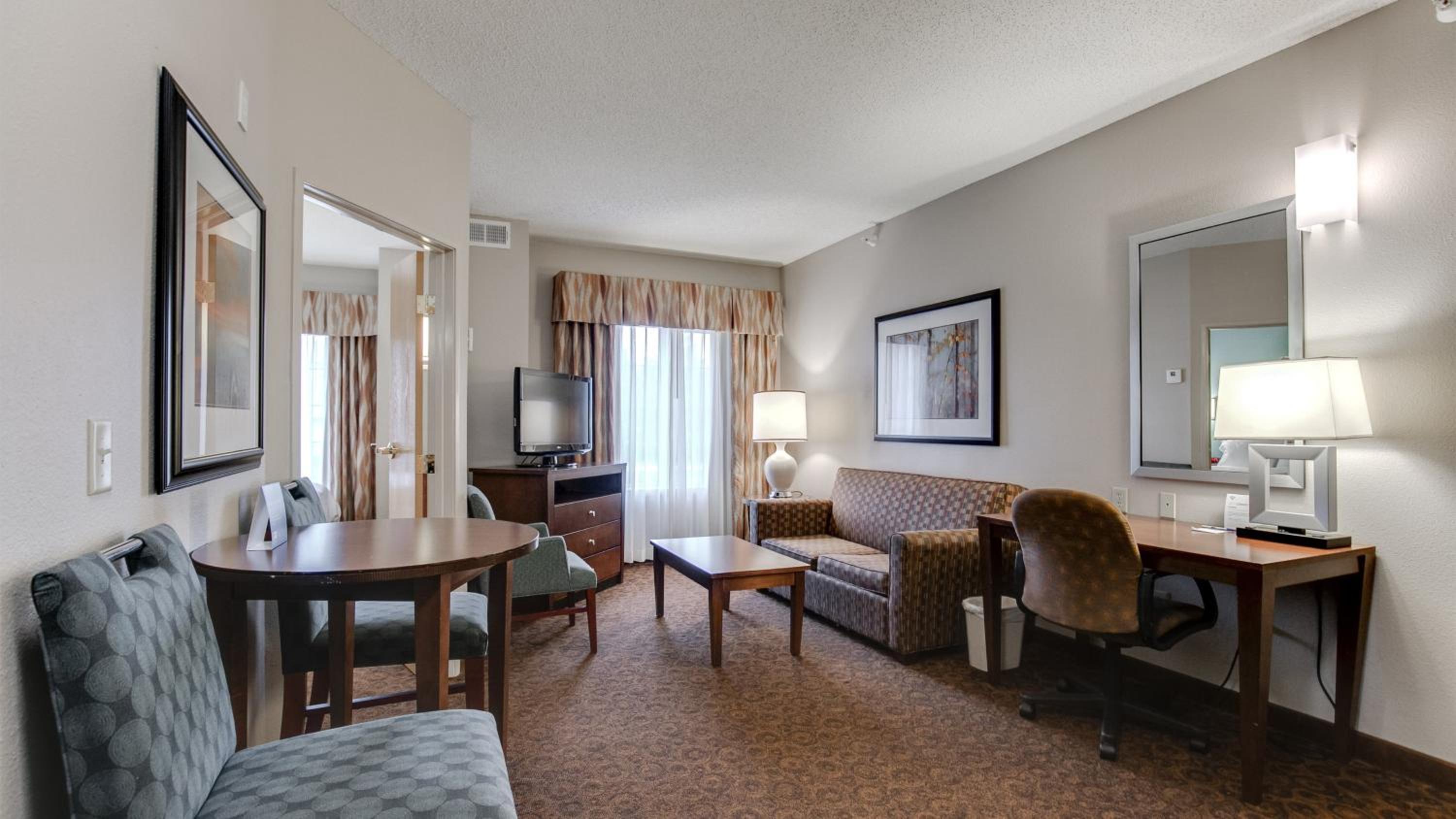 Holiday Inn Express and Suites St. Cloud, an IHG Hotel - Property Image 28
