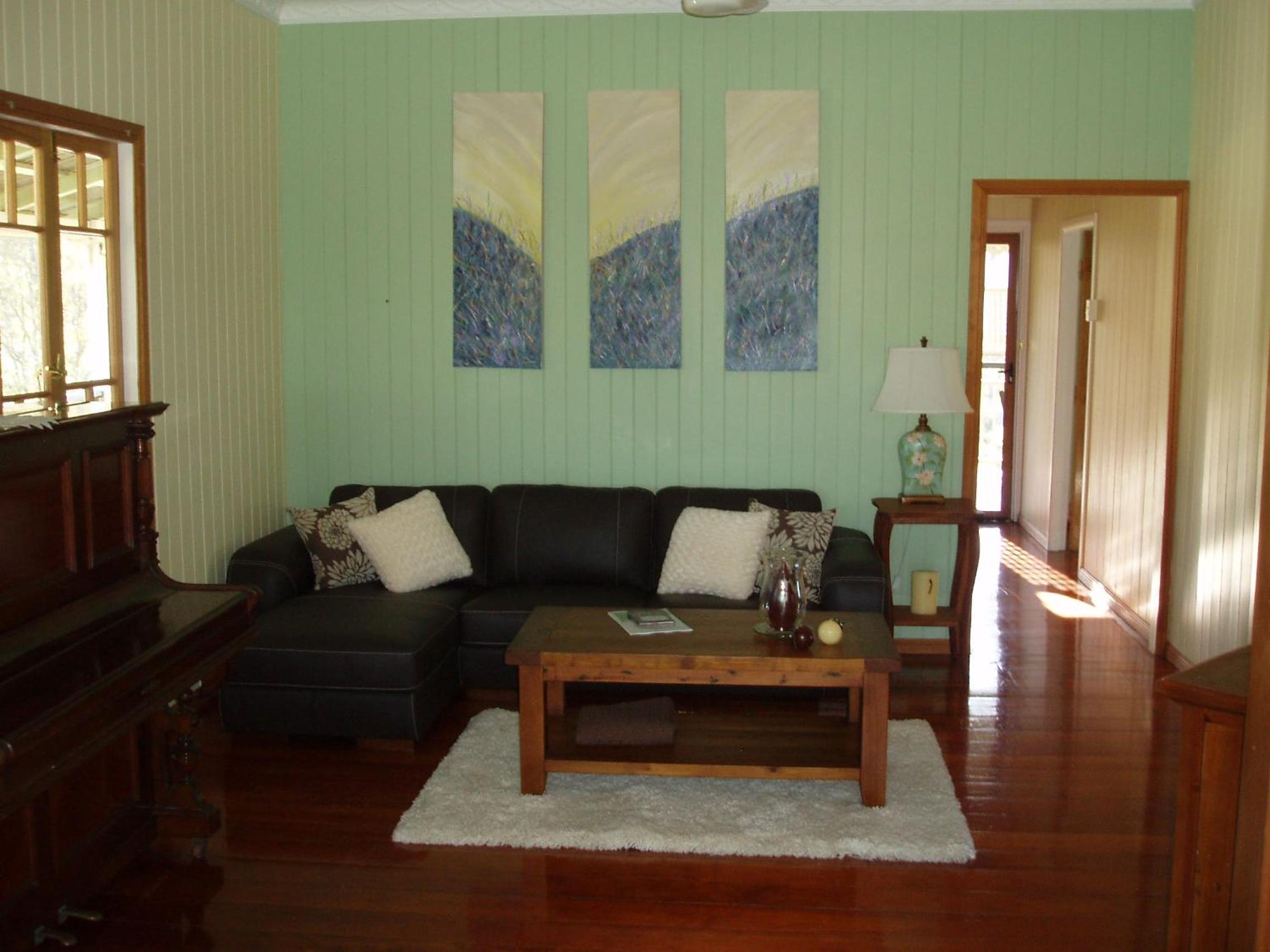 Dayboro - Blue Ridge Lavender Cottage