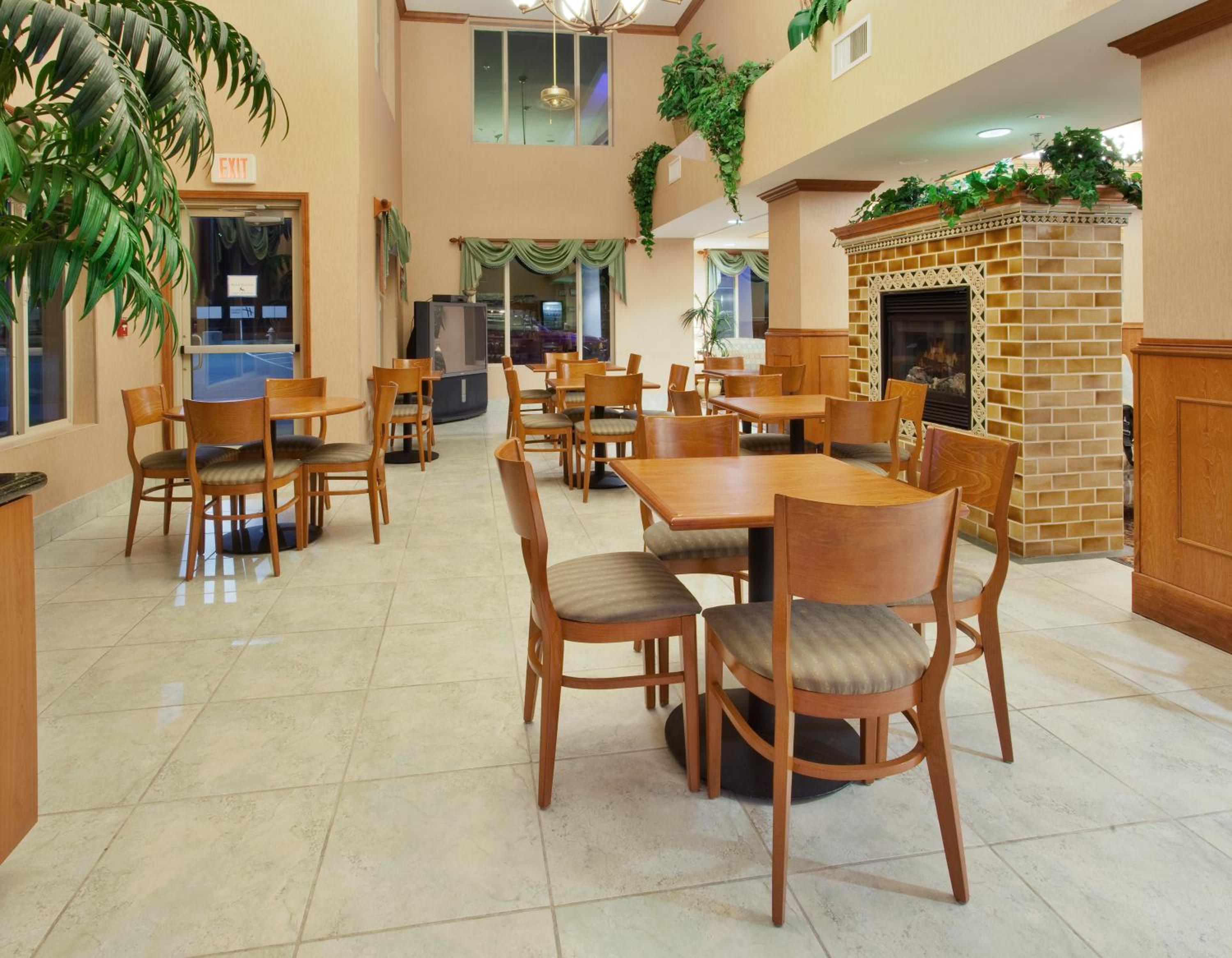 Carson City Vacations - Holiday Inn Express Hotel Suites Carson City, an IHG Hotel - Property Image 20