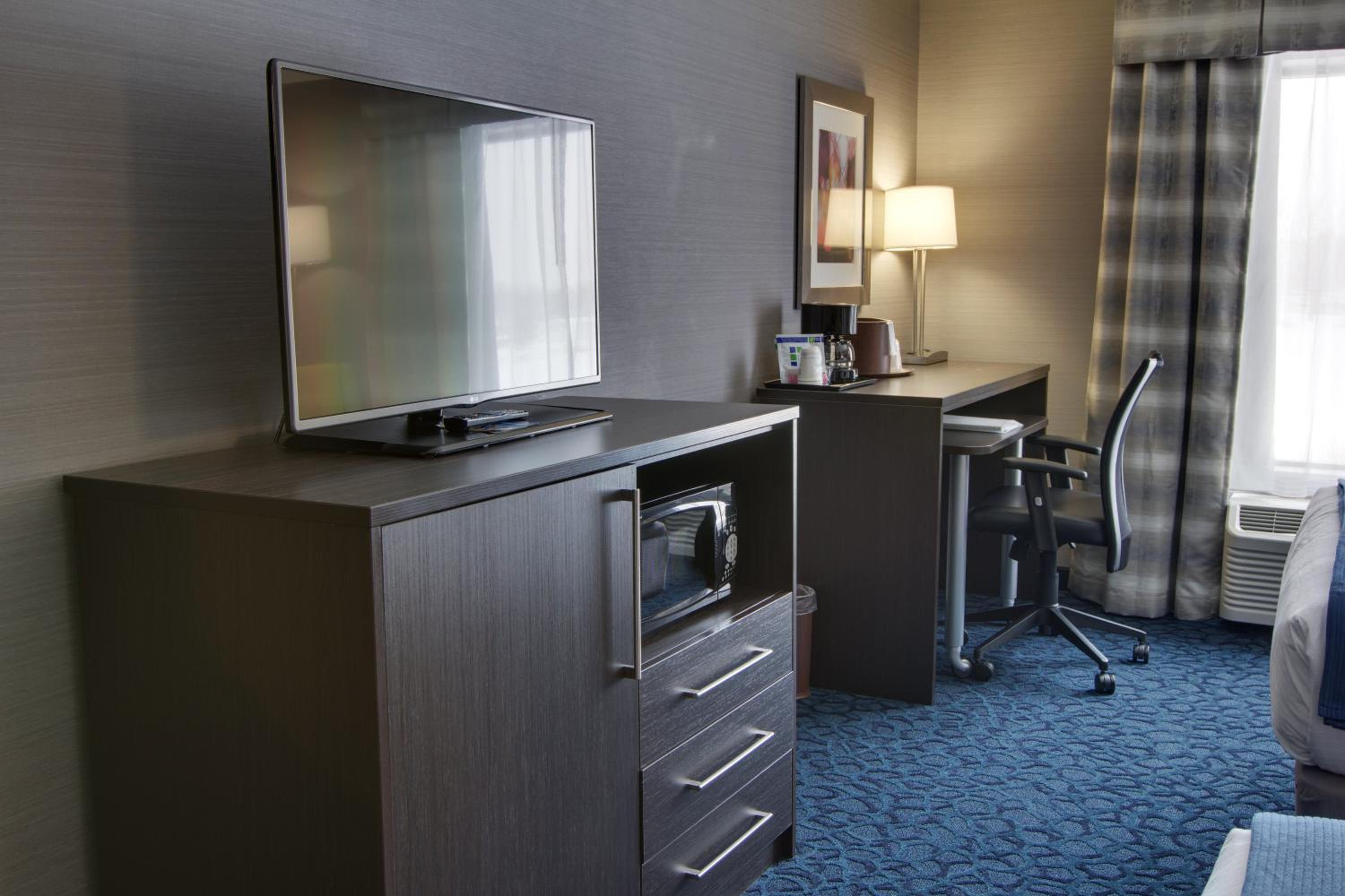 Holiday Inn Express Sidney by IHG