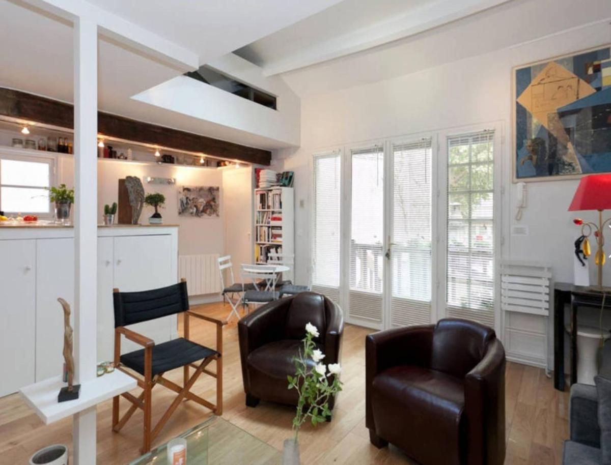 Beautiful 1 Bedroom Home In Paris