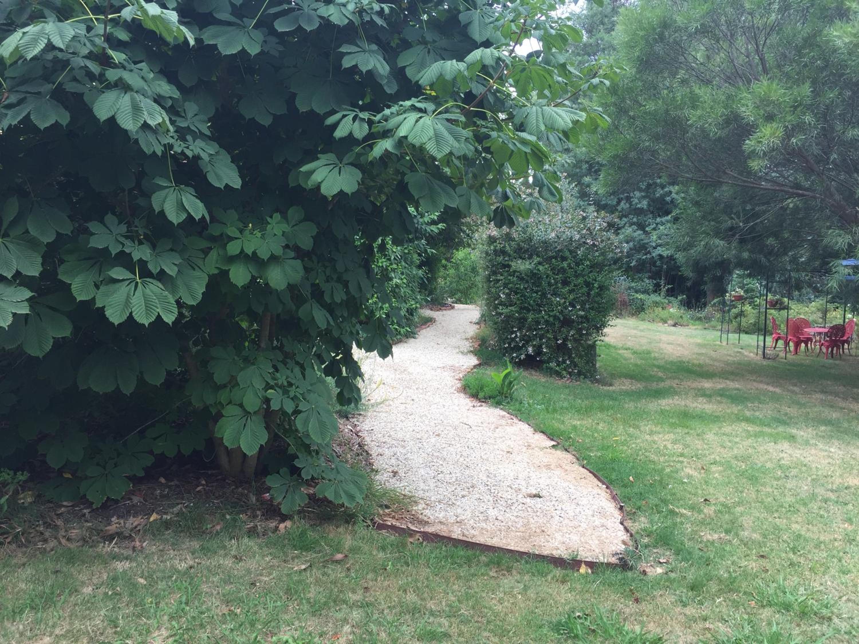 Oaktree Guest House
