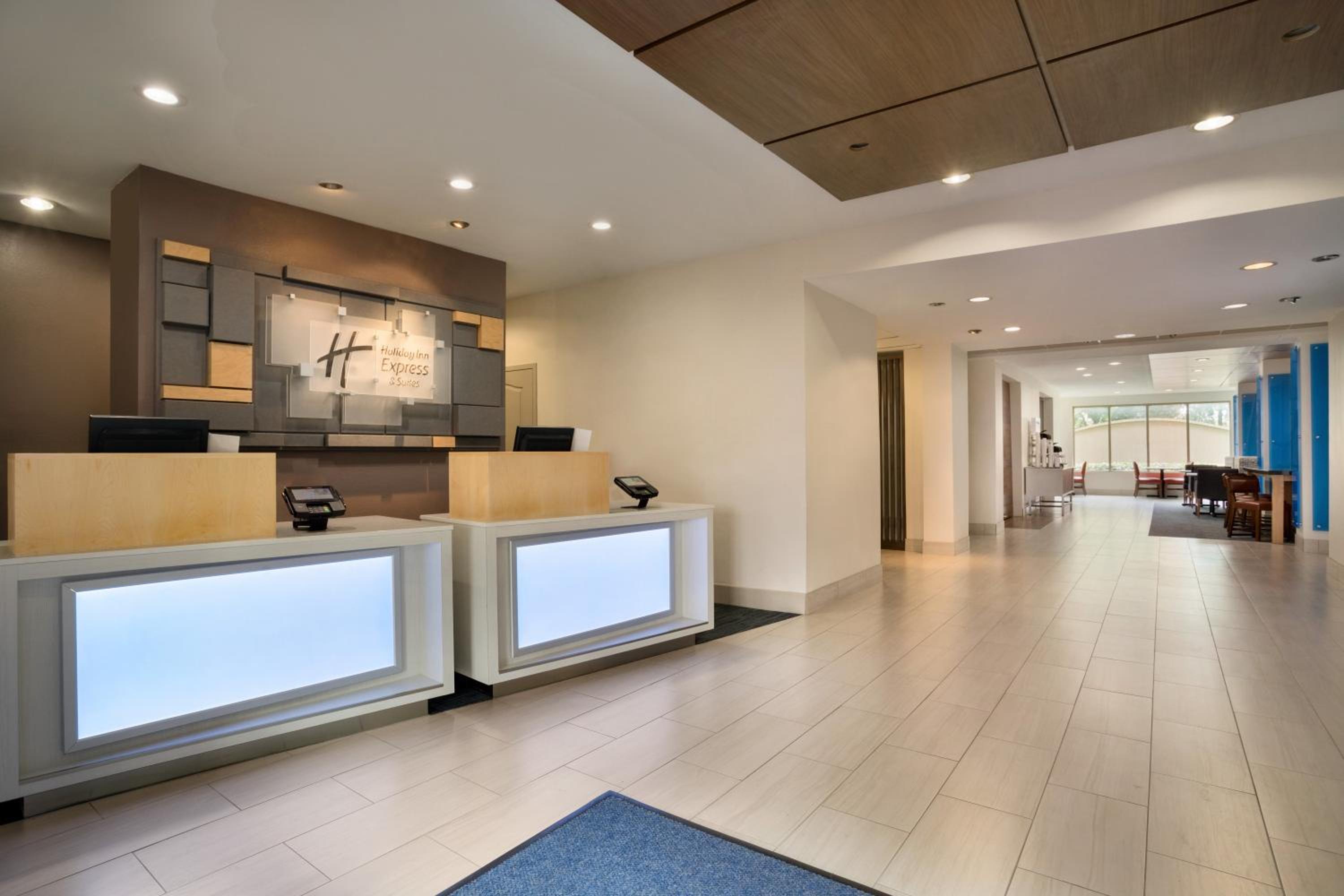 Dallas / Fort Worth Vacations - Holiday Inn Express Hotel  Suites Dallas NE - Allen, an IHG Hotel - Property Image 1