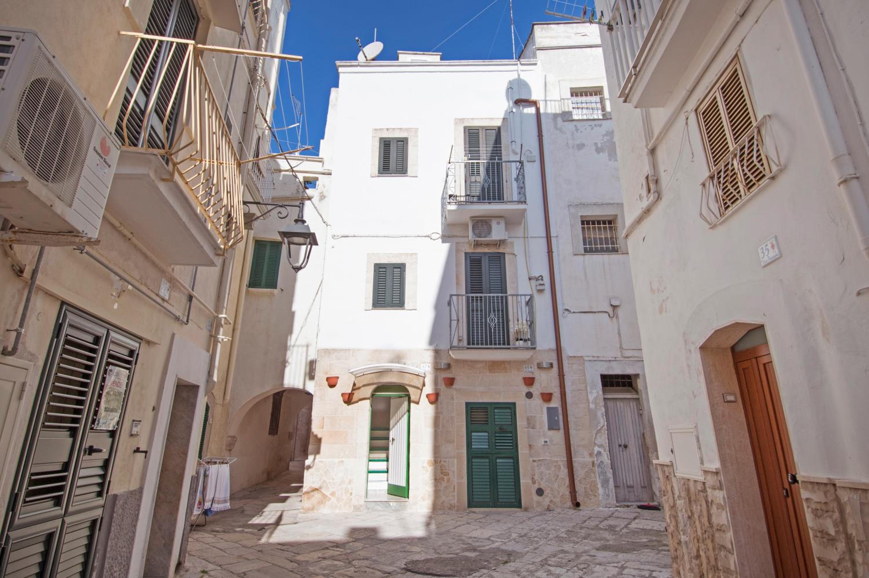 Palazzo Pezzolla Apartments photo 2