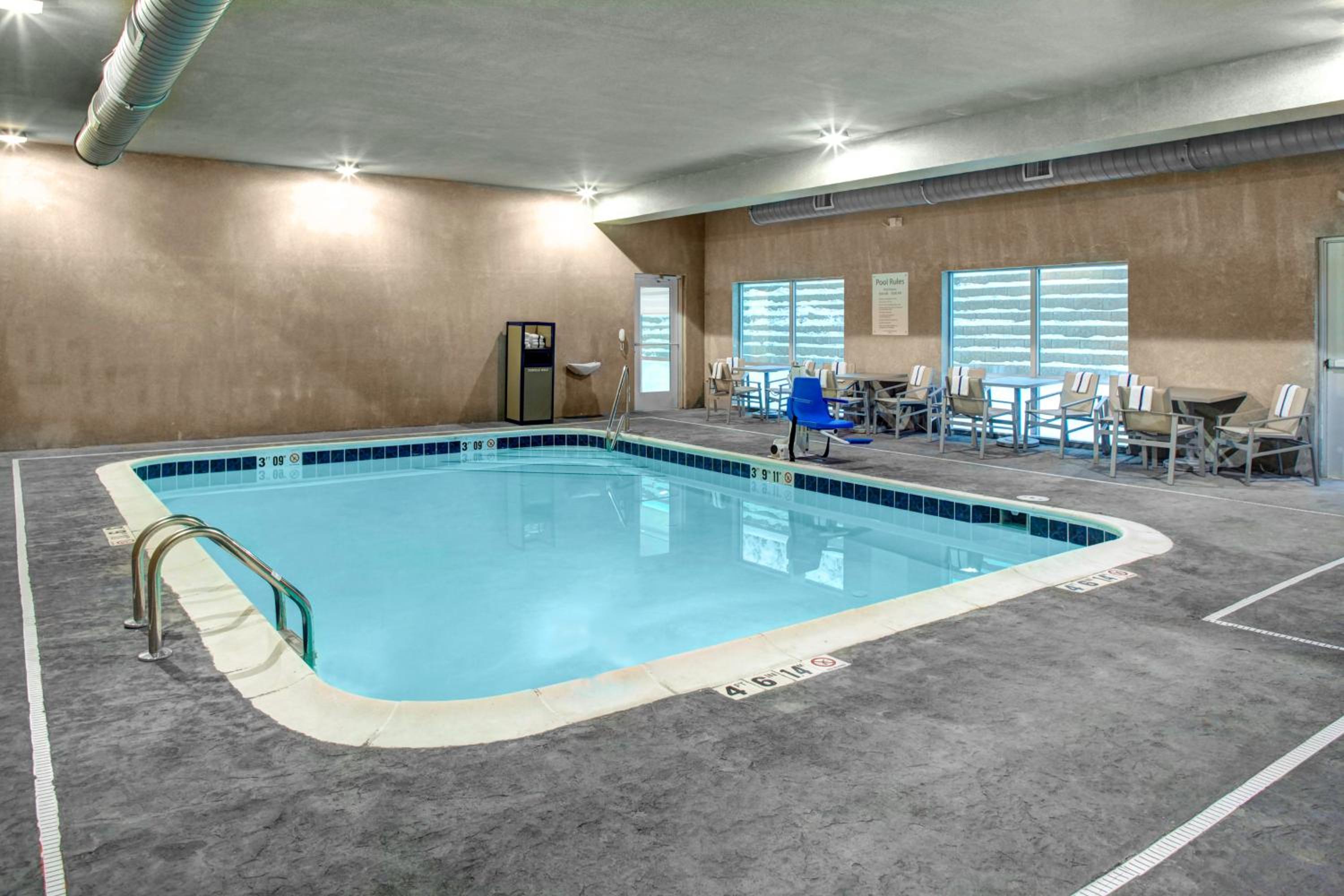 Holiday Inn Express & Suites Coldwater by IHG