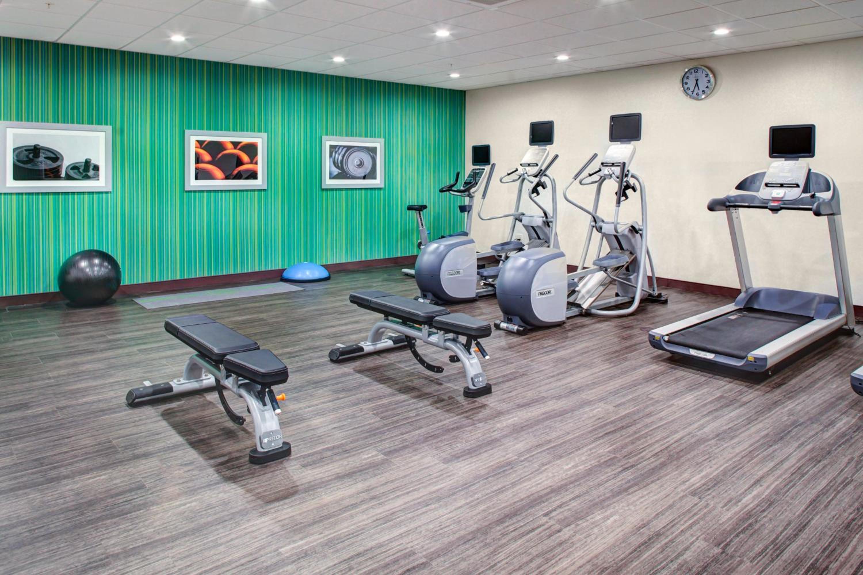 Holiday Inn Express & Suites Coldwater by IHG