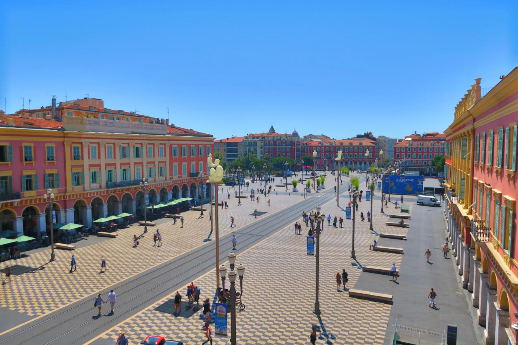 Nestor&Jeeves - TROIS PROMENADE - Central - Very close sea