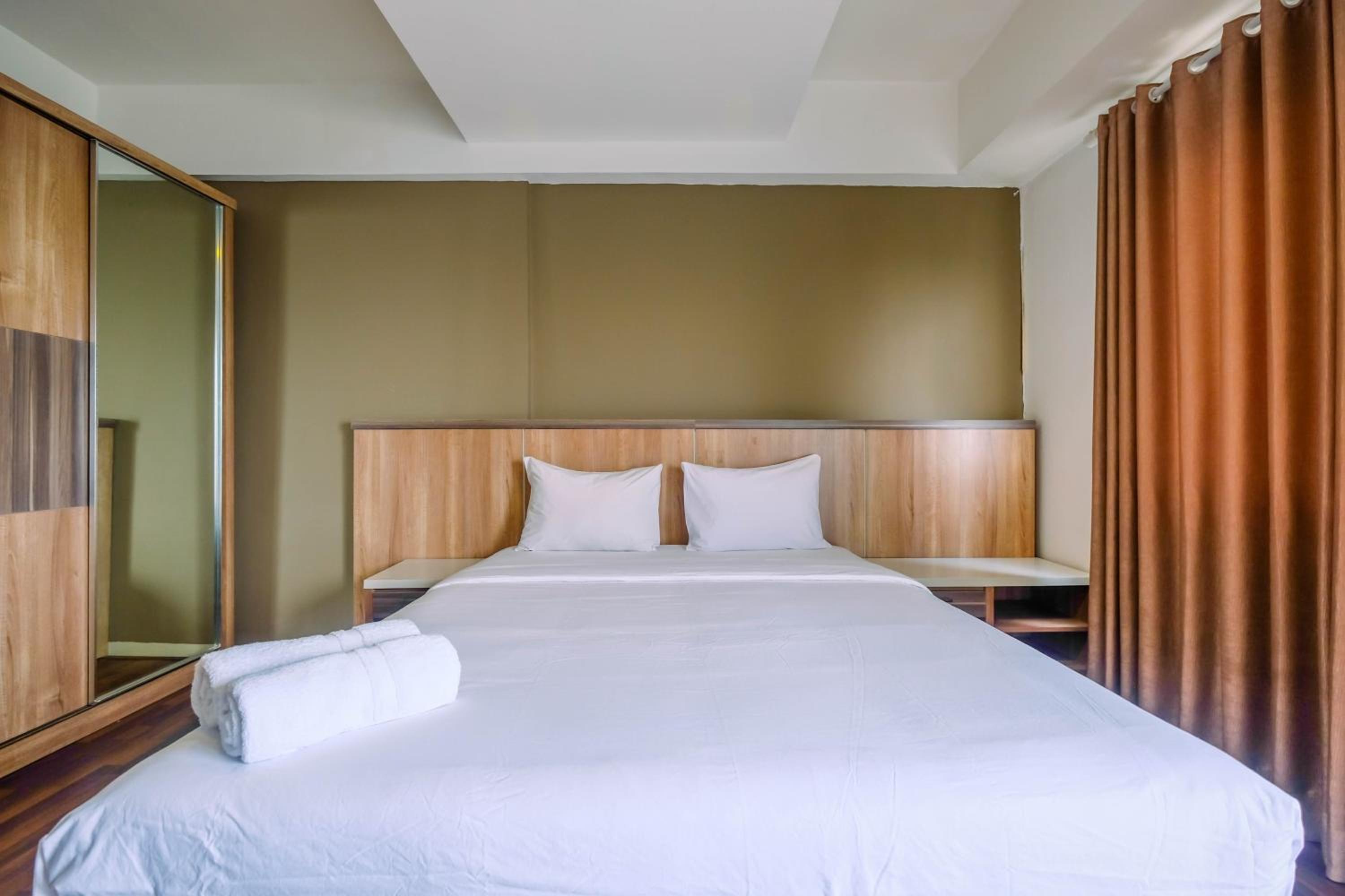 Modern and Cozy Studio Park View Condominium Apartment By Travelio