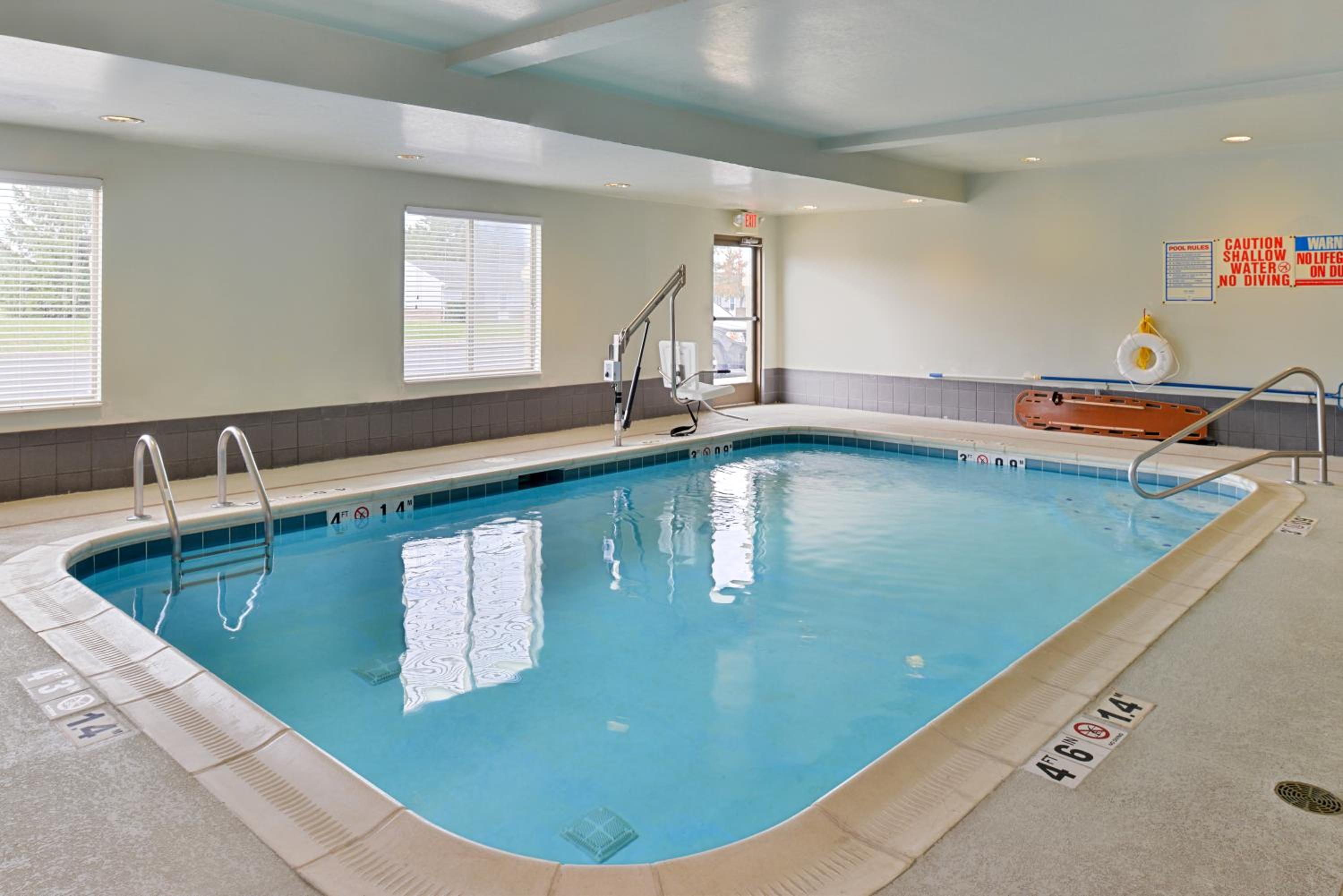 Holiday Inn Express Hotel & Suites Greenville by IHG