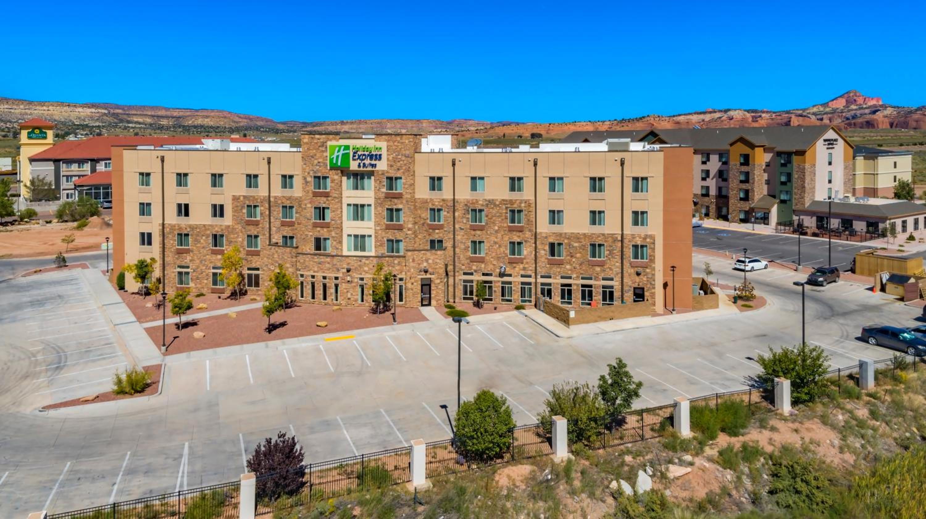 Gallup Vacations - Holiday Inn Express  Suites Gallup East, an IHG Hotel - Property Image 1