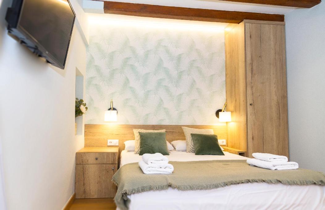 Suite Place Barcelona Diputació