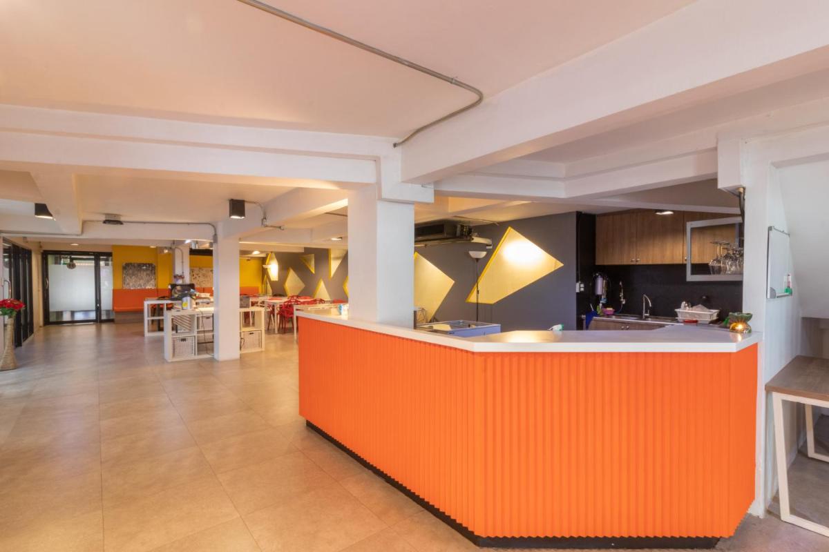 63 Bangkok Hotel - Image 4