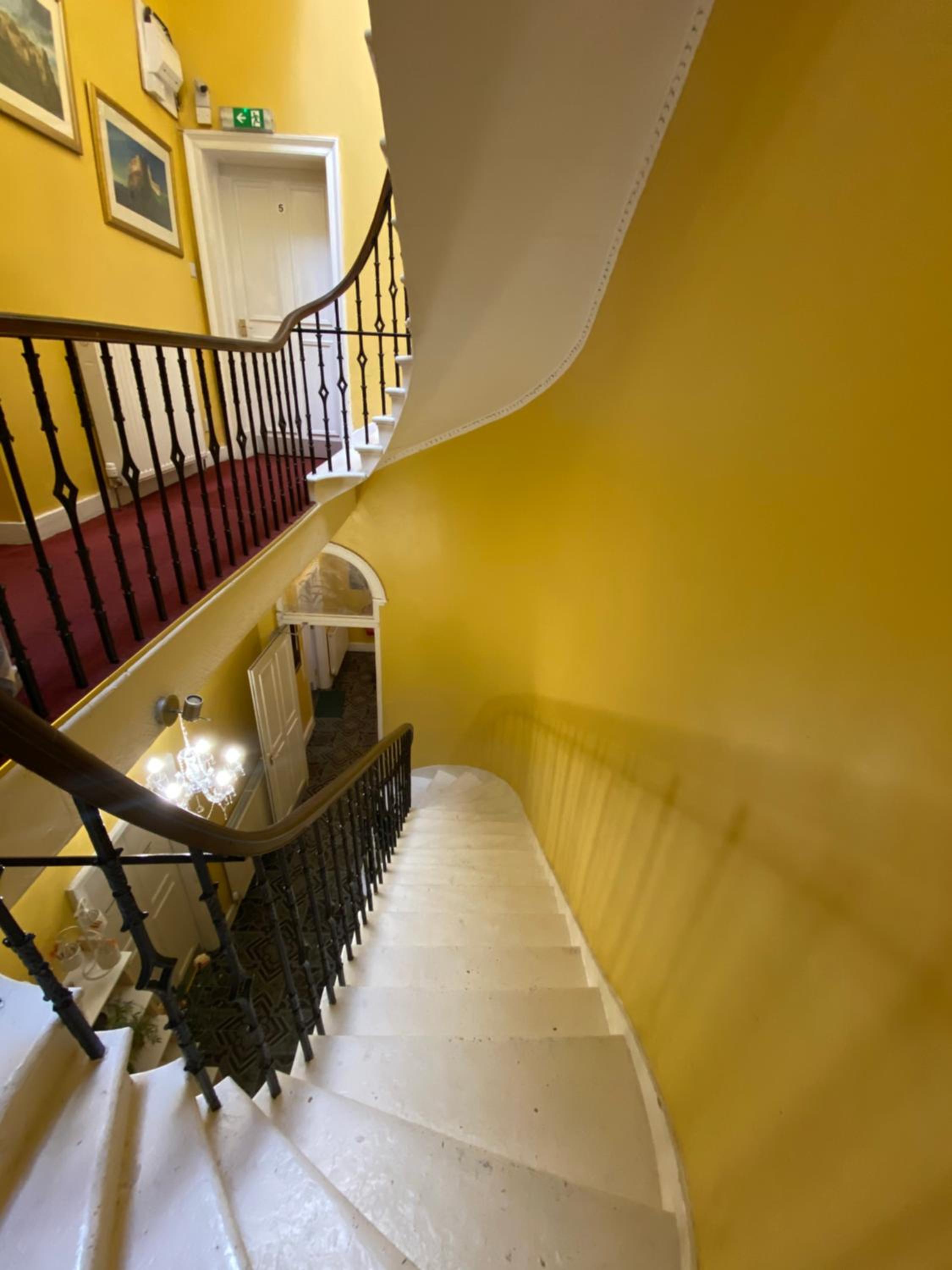 16 Pilrig Guest House