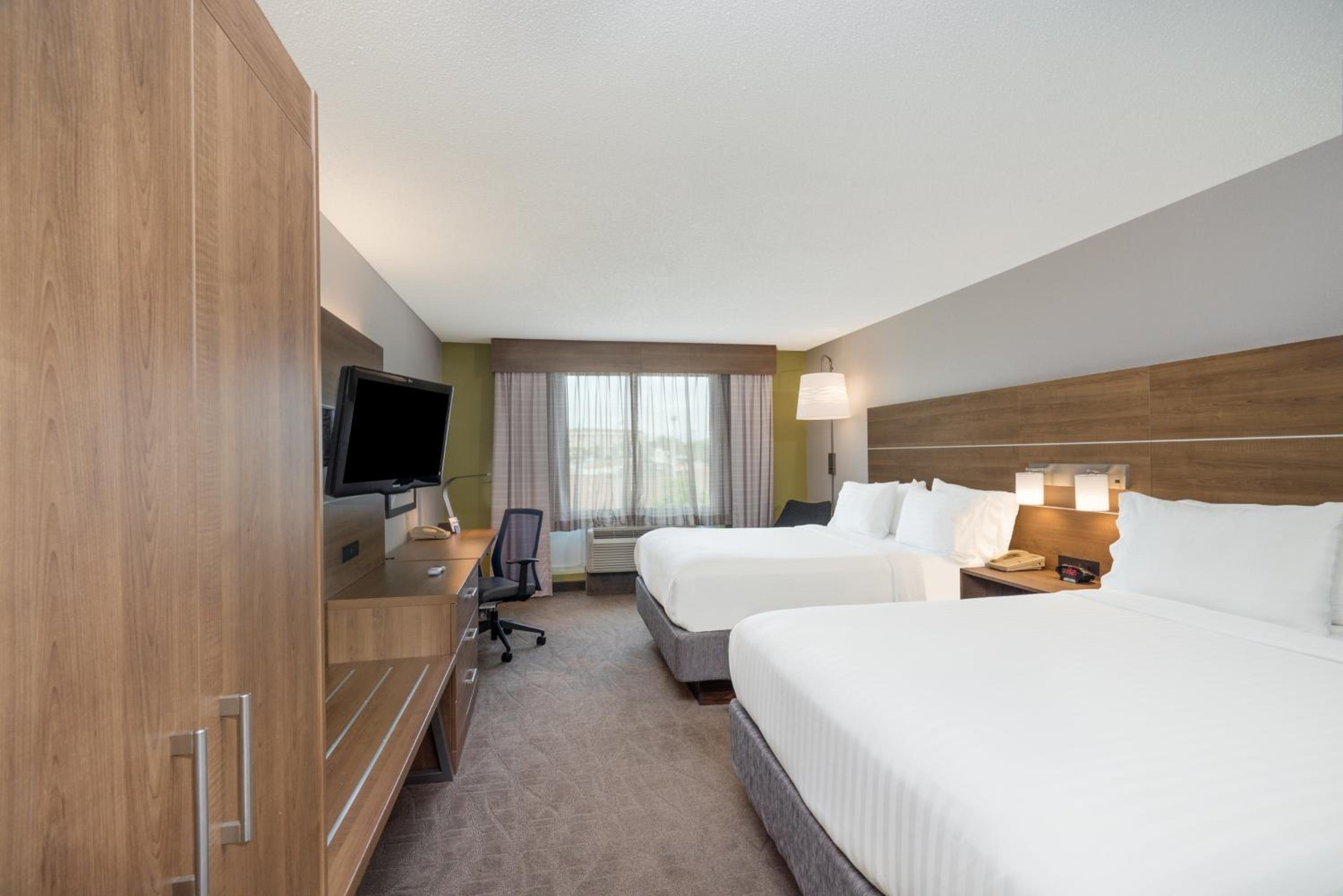Frankfort Vacations - Holiday Inn Express Hotel  Suites Frankfort, an IHG Hotel - Property Image 7
