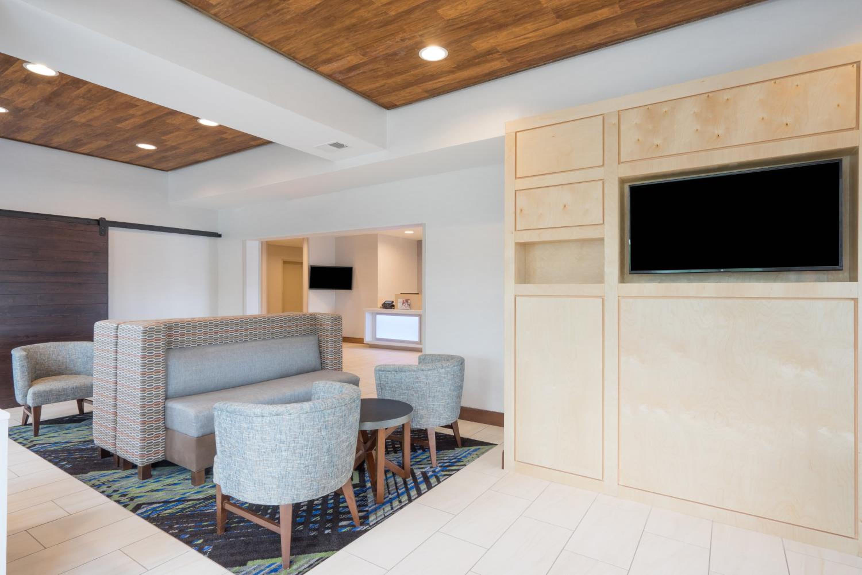 Frankfort Vacations - Holiday Inn Express Hotel Suites Frankfort, an IHG Hotel - Property Image 22