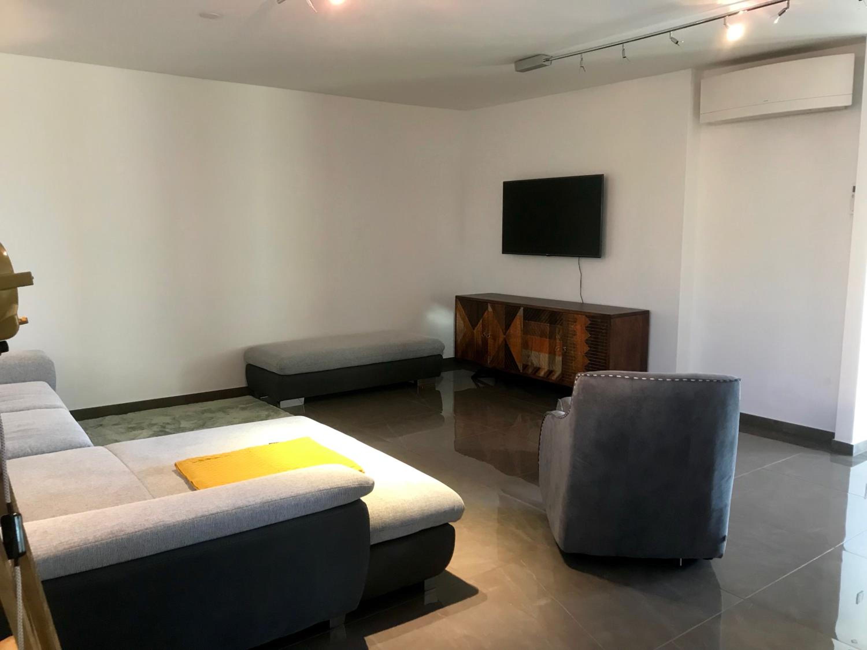 The Barts Apartments - Self Check-in