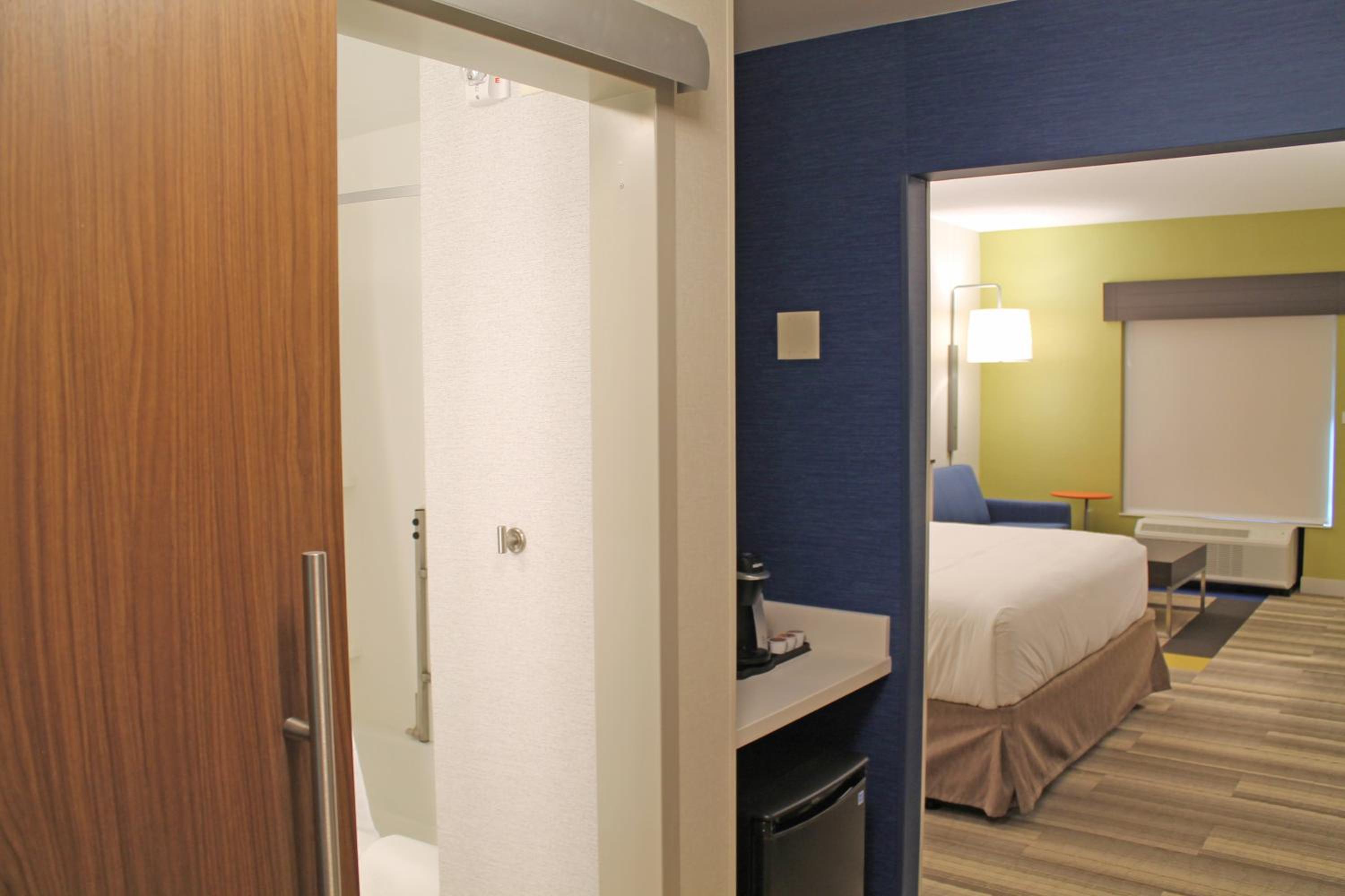 Holiday Inn Express Suites - St. Louis South - I-55, an IHG Hotel - Property Image 19