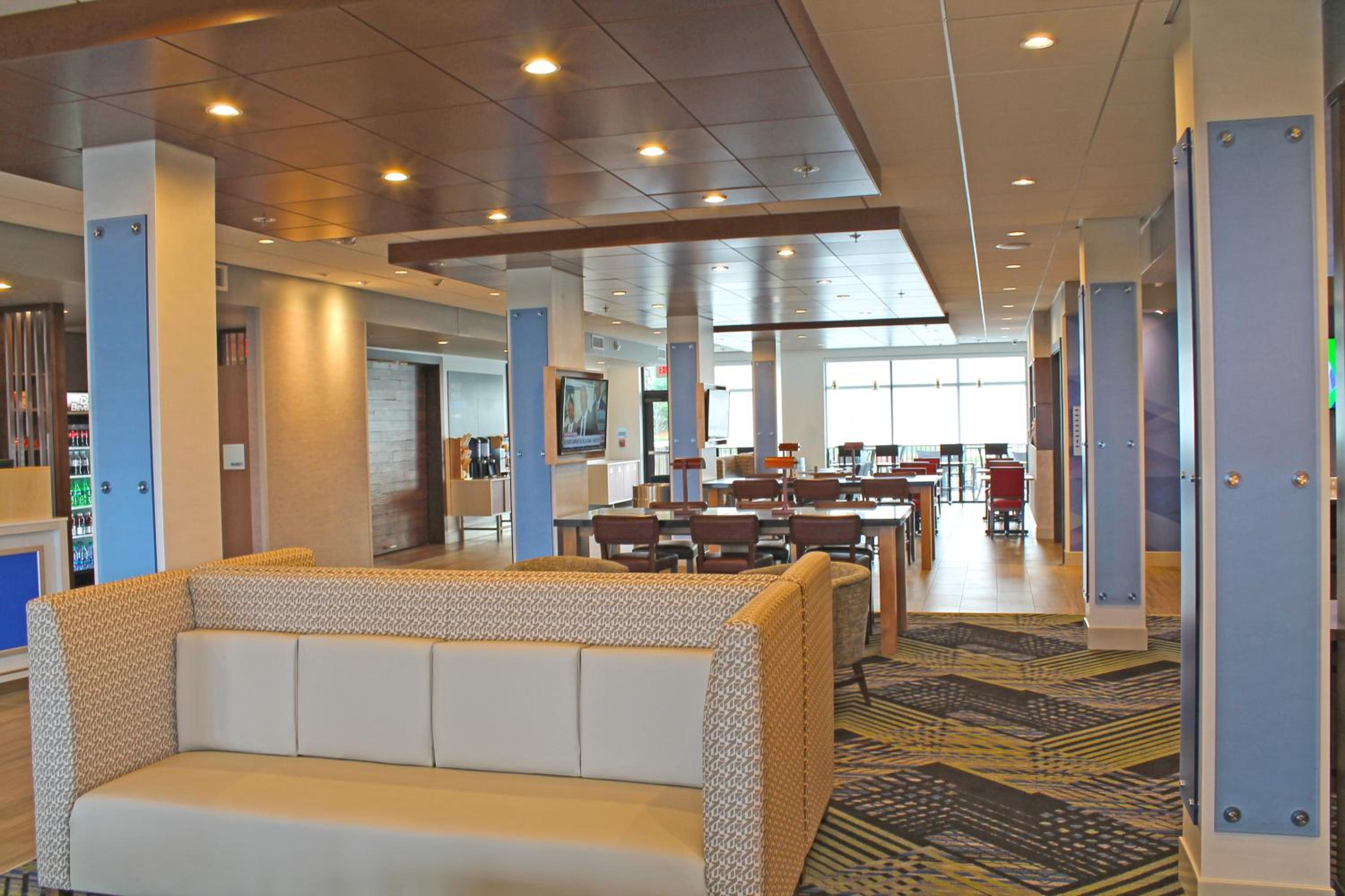 Holiday Inn Express Suites - St. Louis South - I-55, an IHG Hotel - Property Image 59