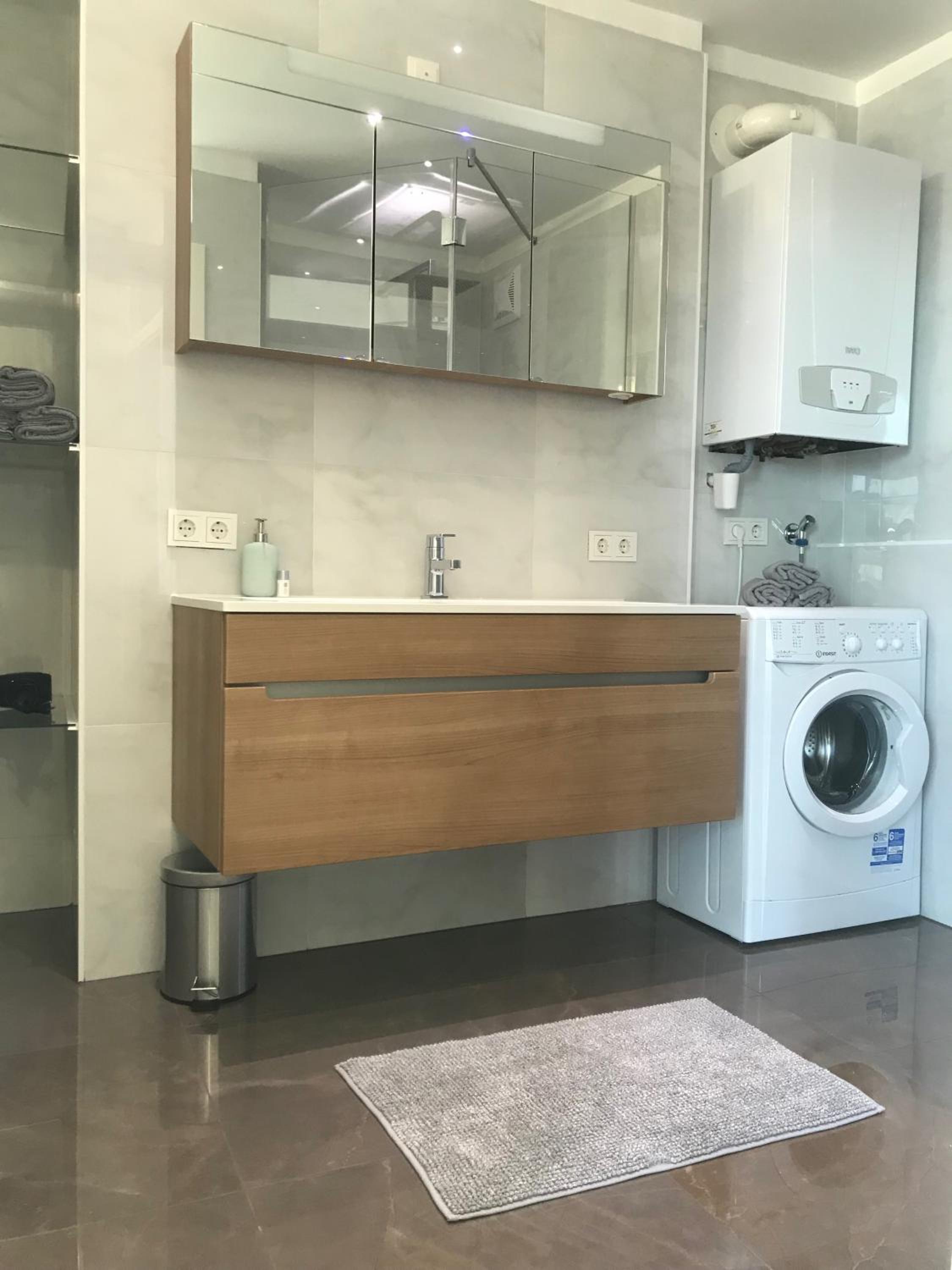 The Barts Apartments - Self Check-in