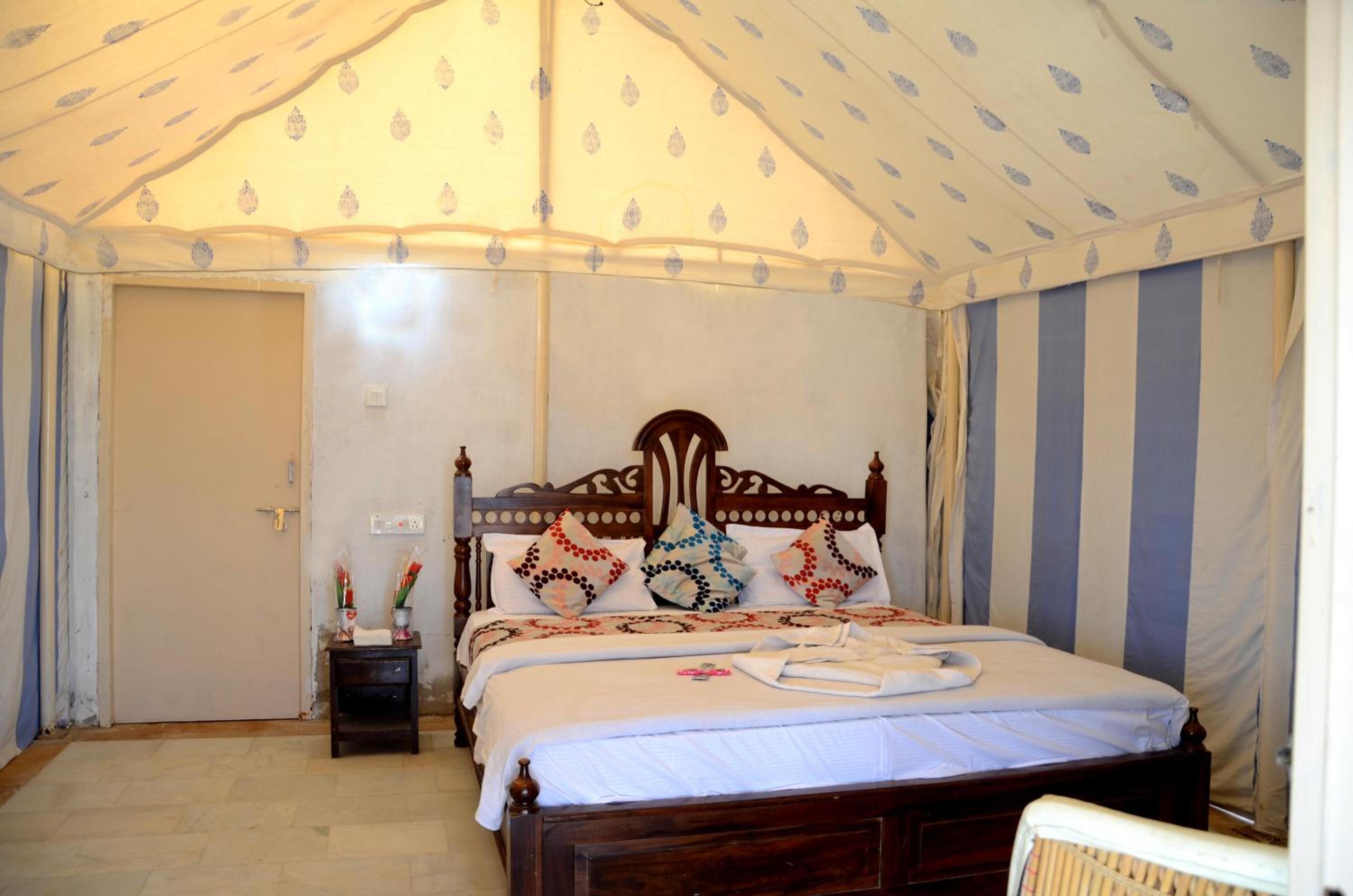 Oasis camp sam