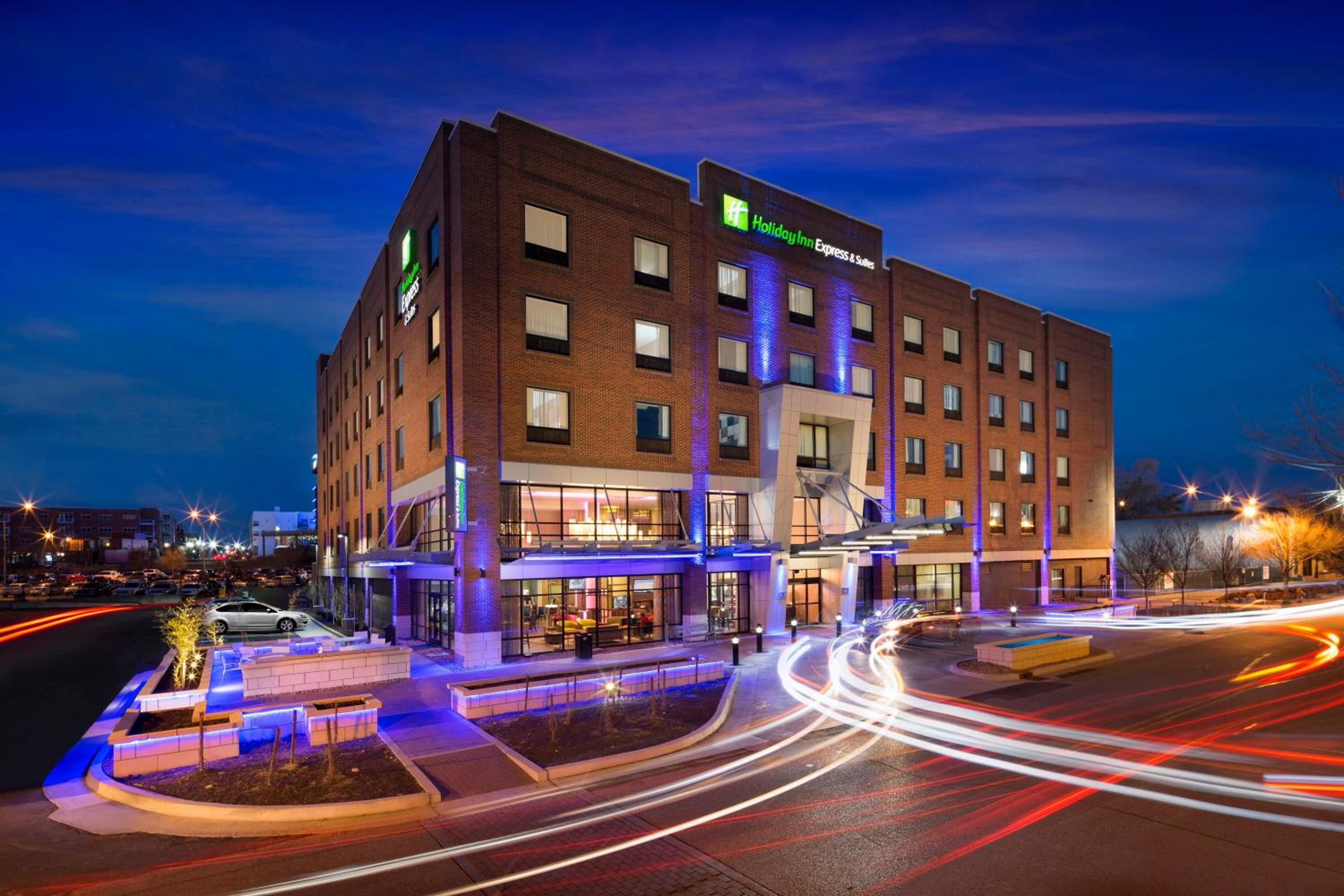Hotel Holiday Inn Express & Suites Oklahoma City Downtown - Bricktown, an IHG Hotel - Image 1