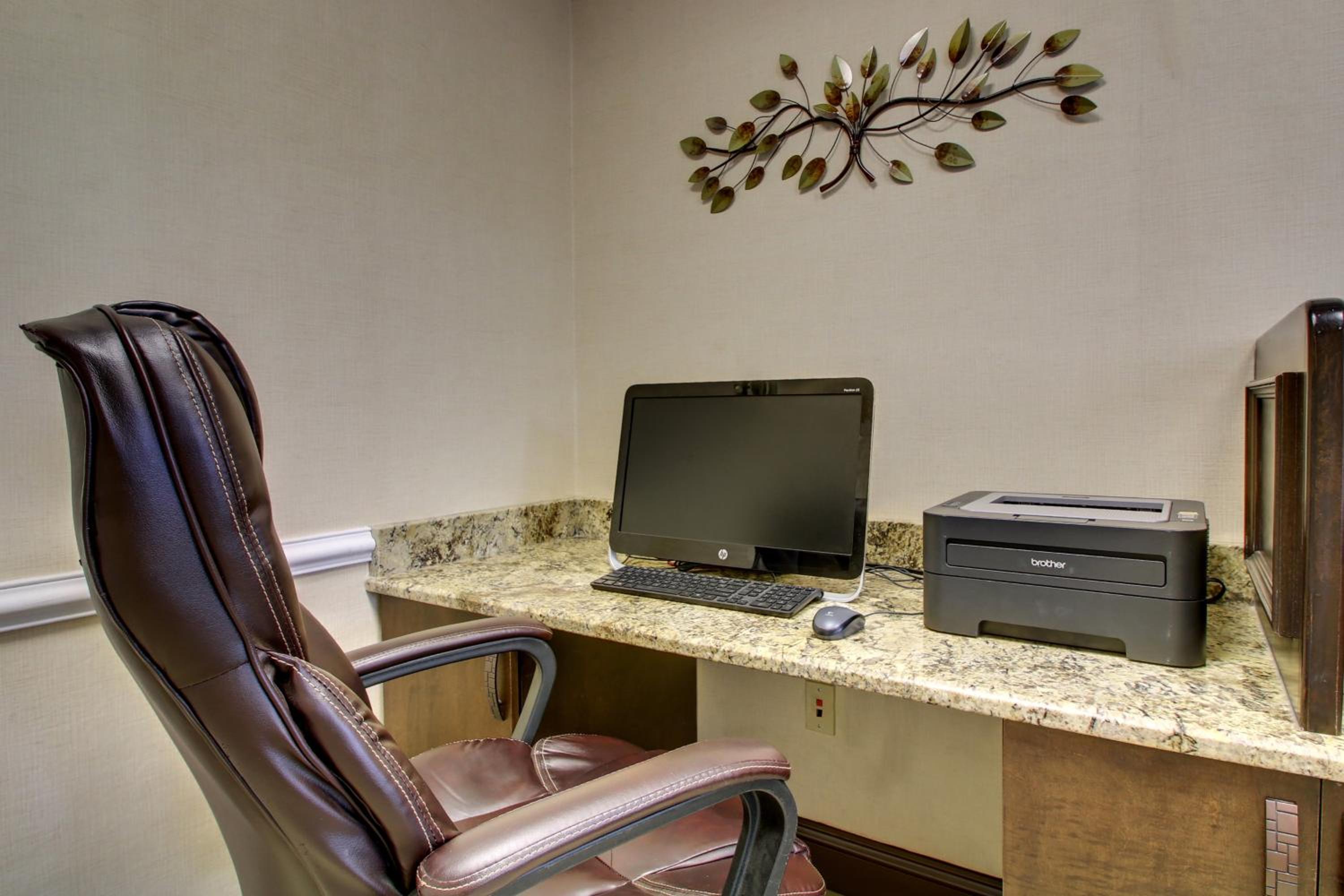 Holiday Inn Express Hotel  Suites Live Oak, an IHG Hotel - Property Image 13