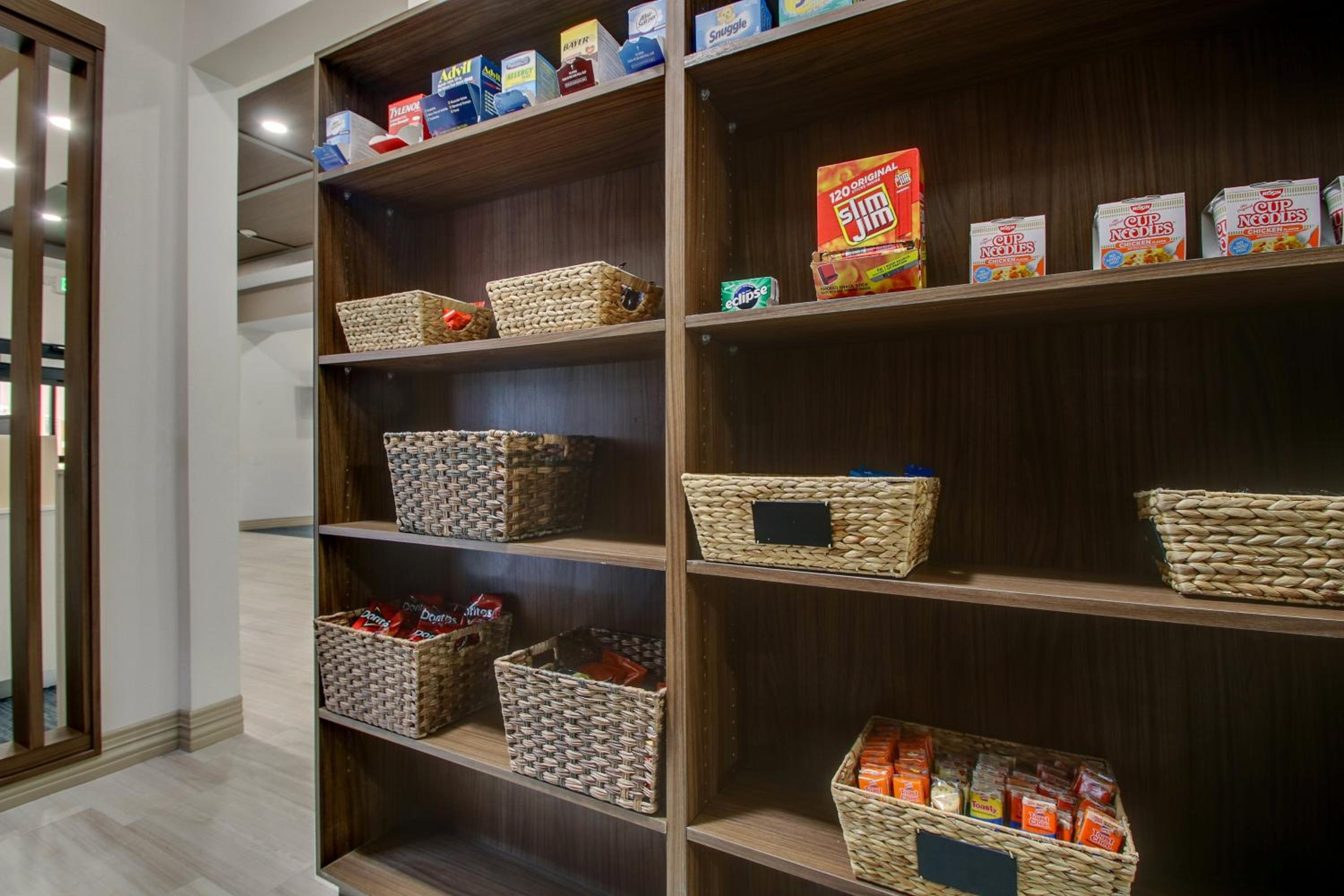 Laurel Vacations - Holiday Inn Express  Suites Laurel, an IHG Hotel - Property Image 40