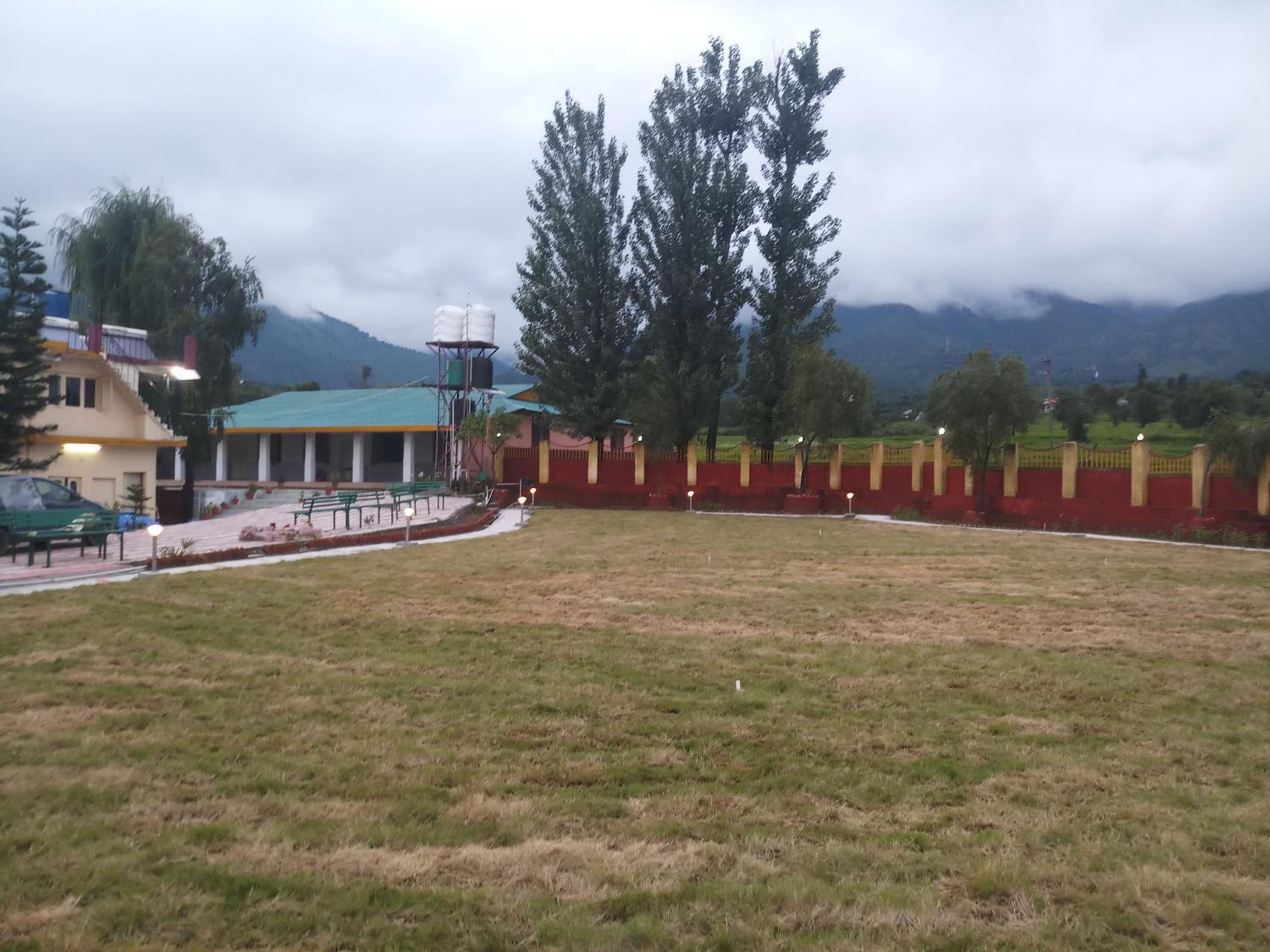 Pops Resort view 3