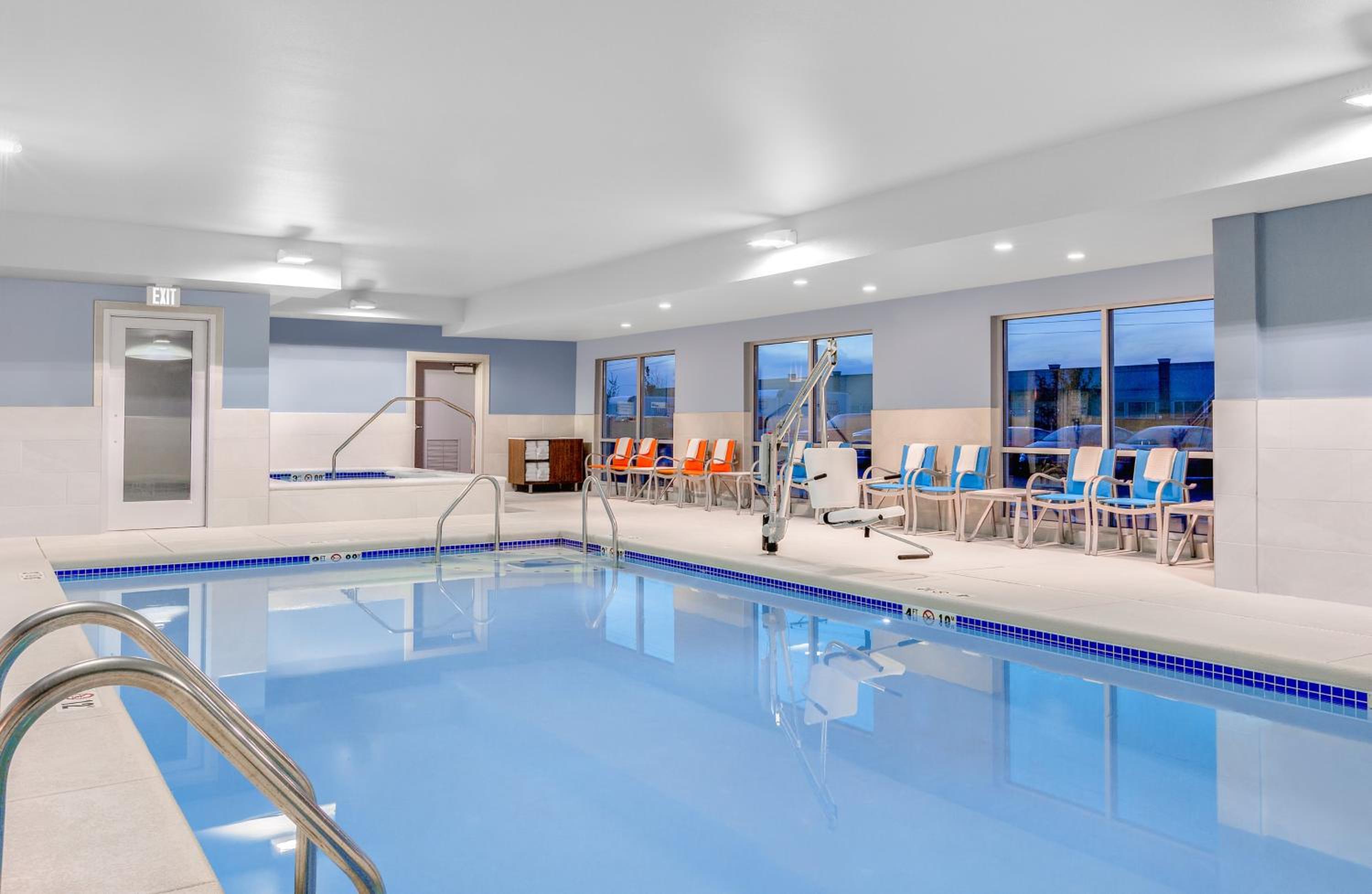 Holiday Inn Express  Suites - Union Gap - Yakima Area, an IHG Hotel - Property Image 3