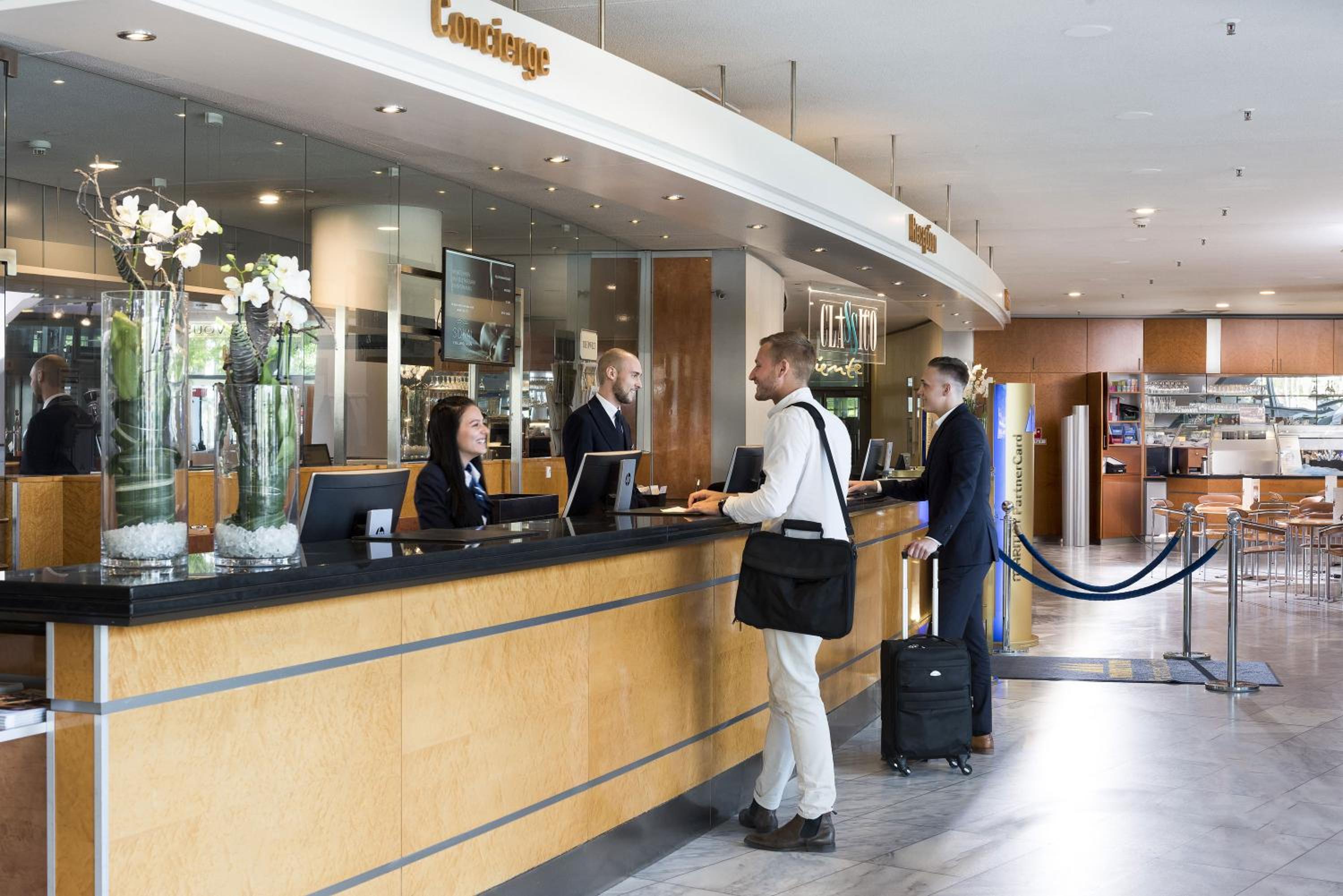 Maritim Hotel Frankfurt - Property Image 2