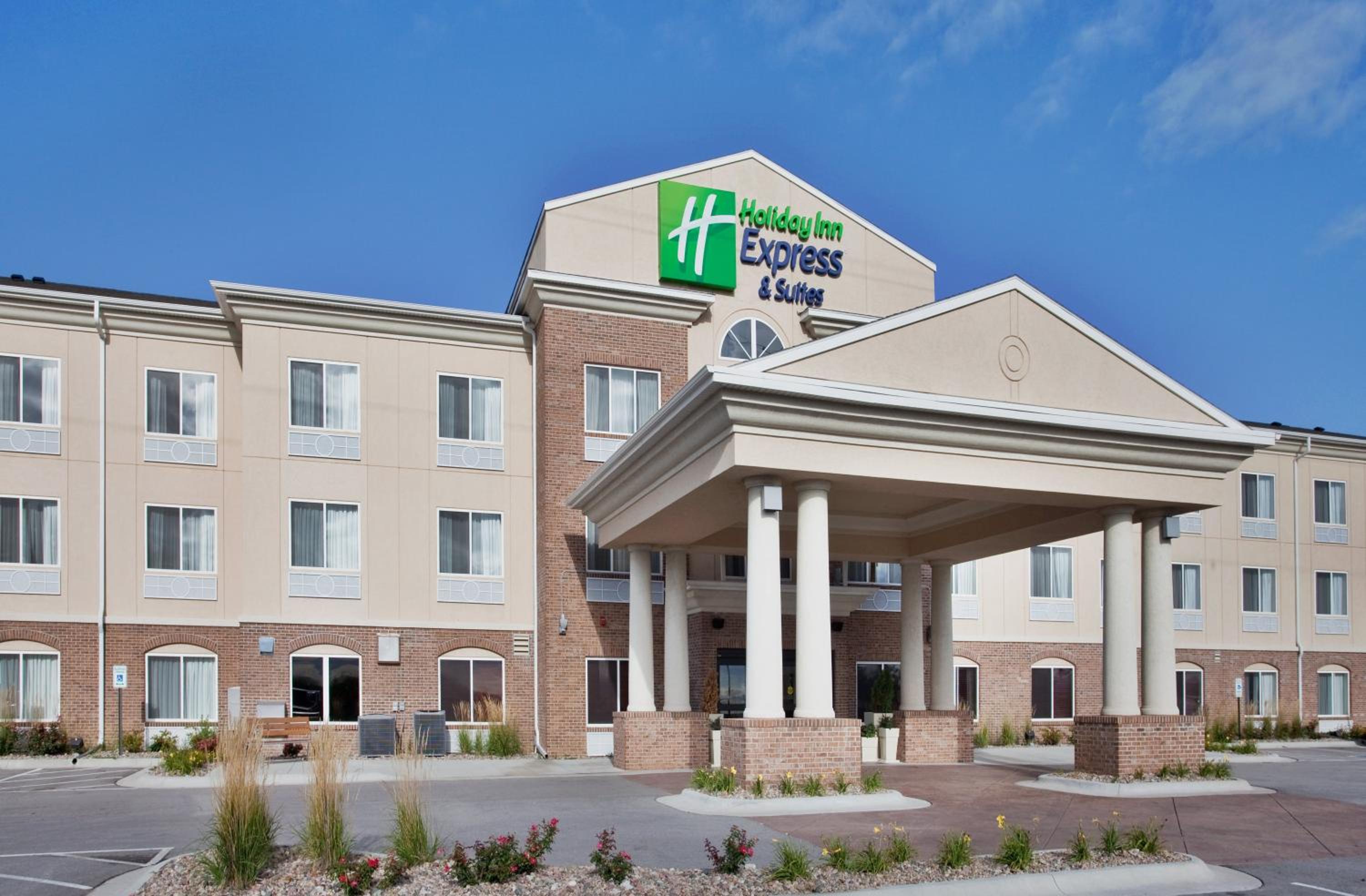 Hotel Holiday Inn Express Hotel & Suites Cherry Hills, an IHG Hotel - Image 1