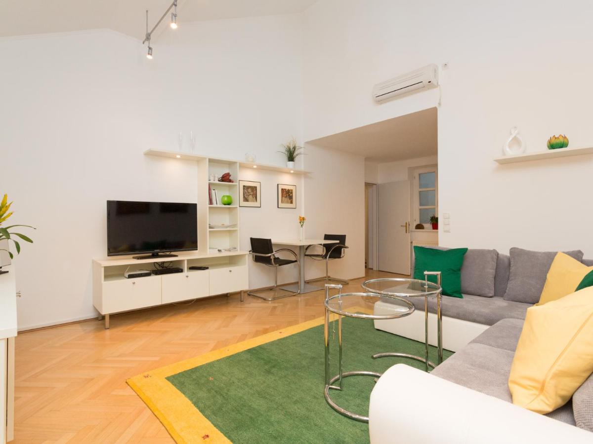 Vienna Apartment 1010
