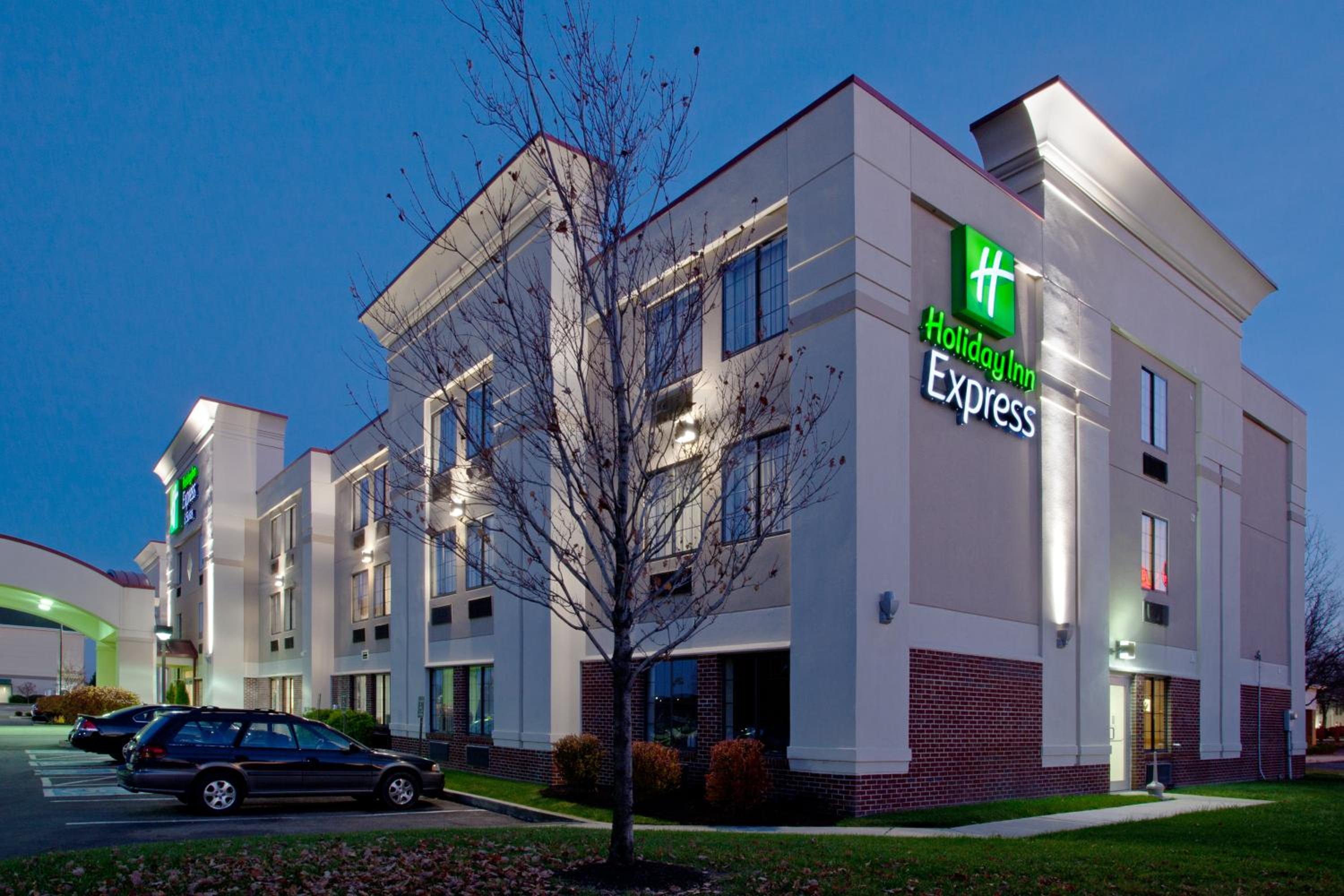 Hotel Holiday Inn Express & Suites Columbus Sw-grove City By Ihg