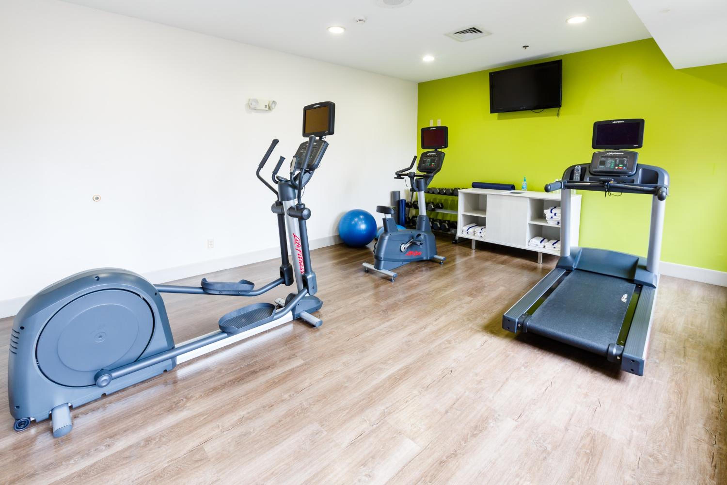 Shelbyville Vacations - Holiday Inn Express Suites Shelbyville, an IHG Hotel - Property Image 30