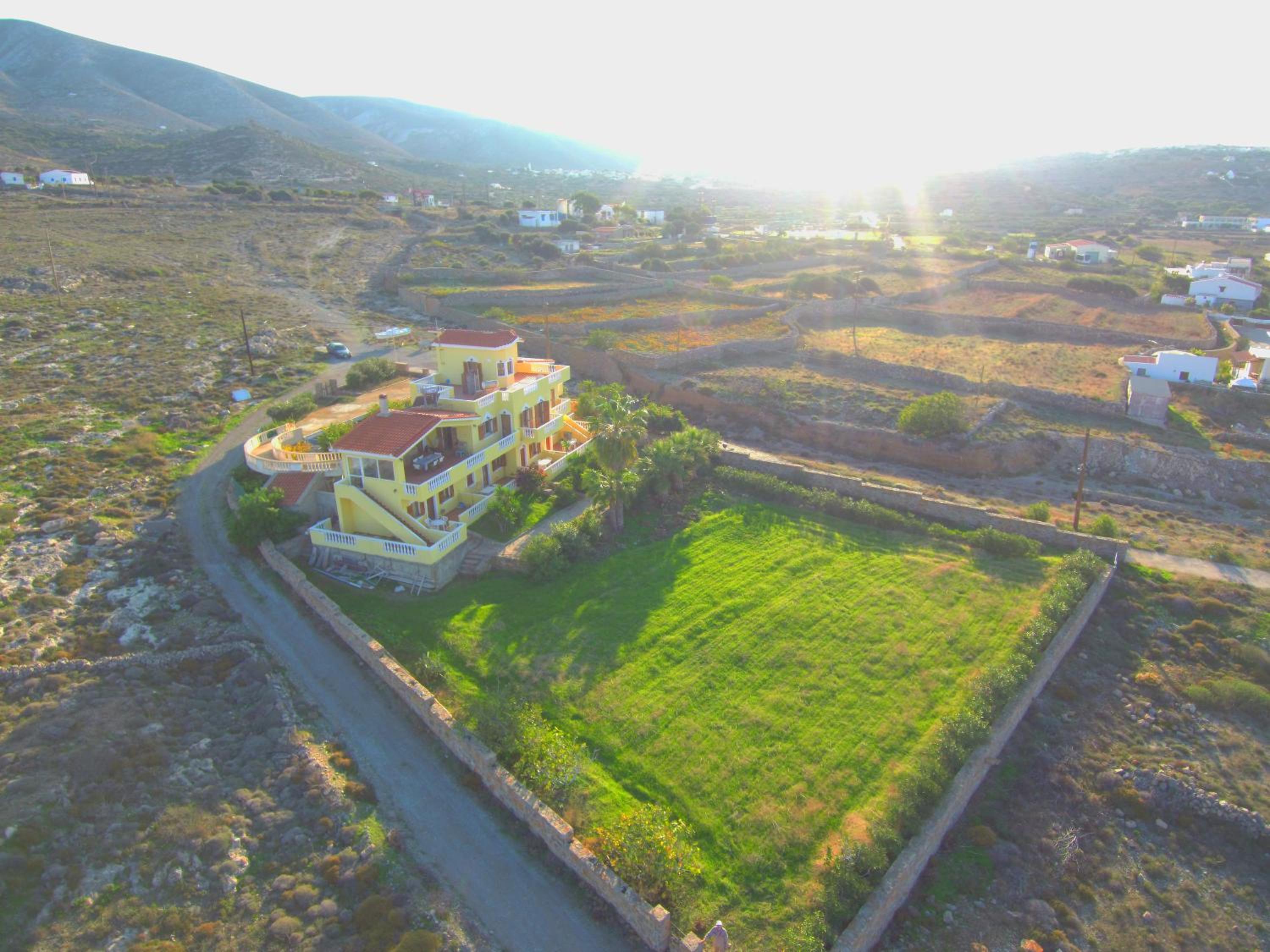 AVRA Apartments & Studios