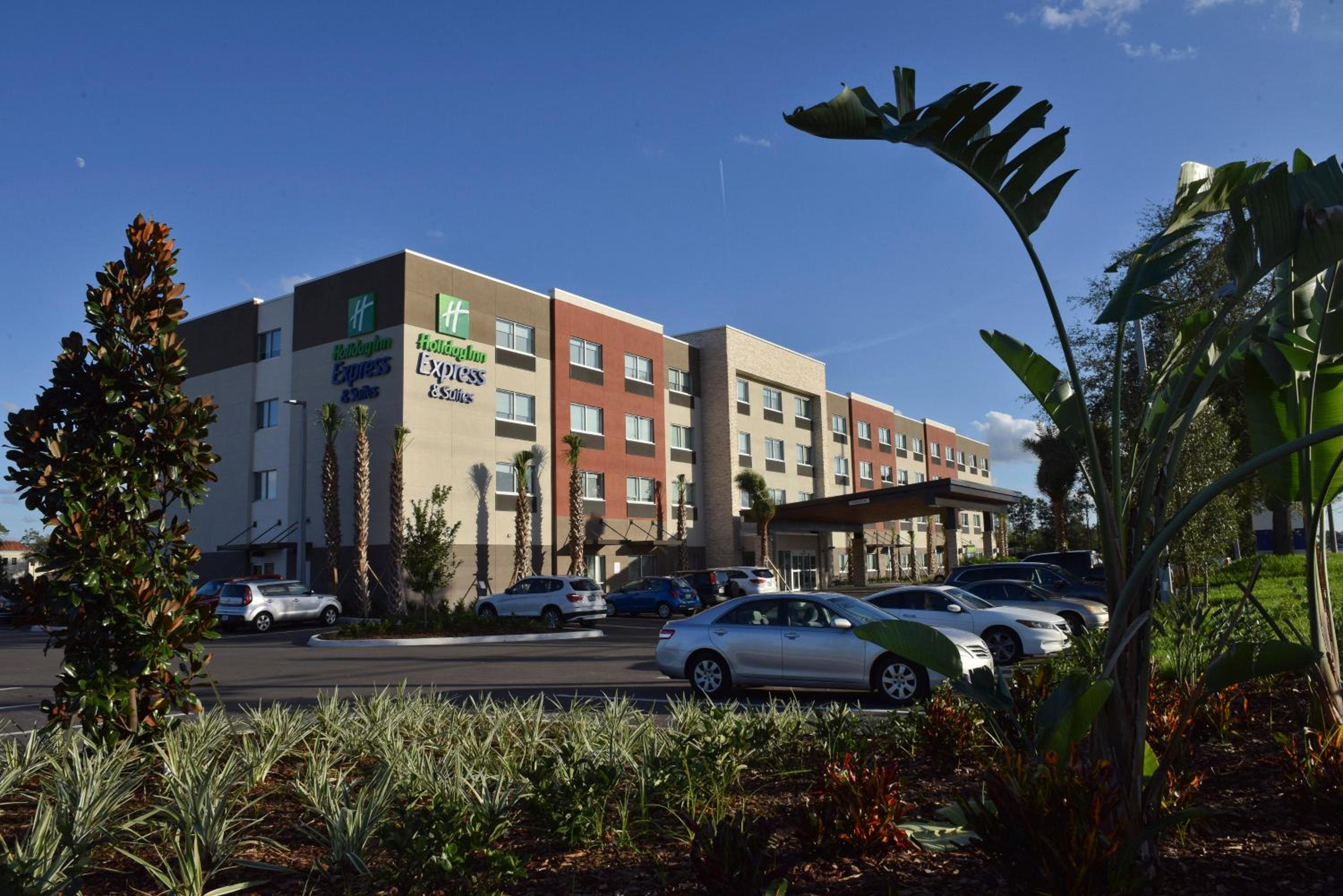 Hotel Holiday Inn Express & Suites - Orlando - Southeast, an IHG Hotel - Image 1