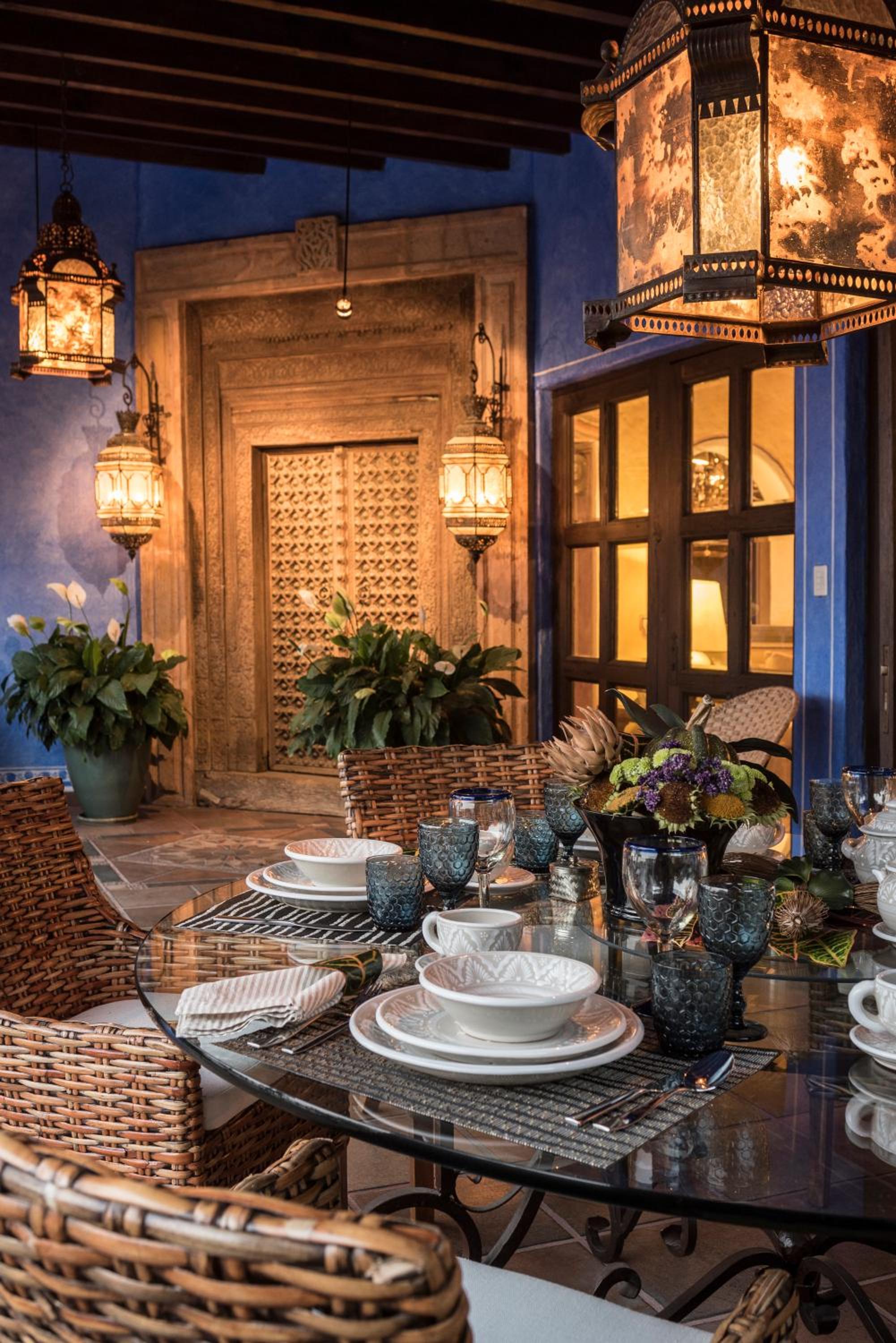 dining